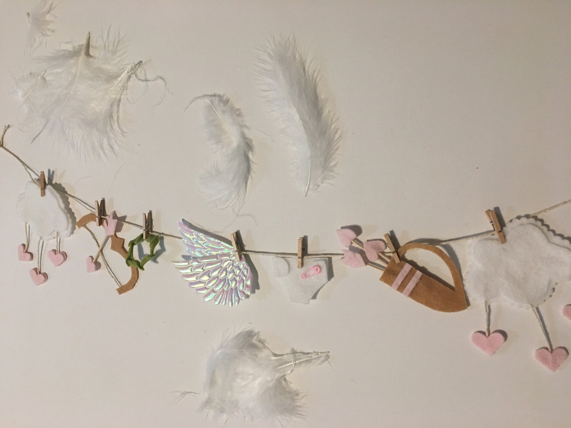 Cupid’s Clothesline Felt Miniature Banner Garland Bunting Wall Hanging Valentine’s Day Decoration