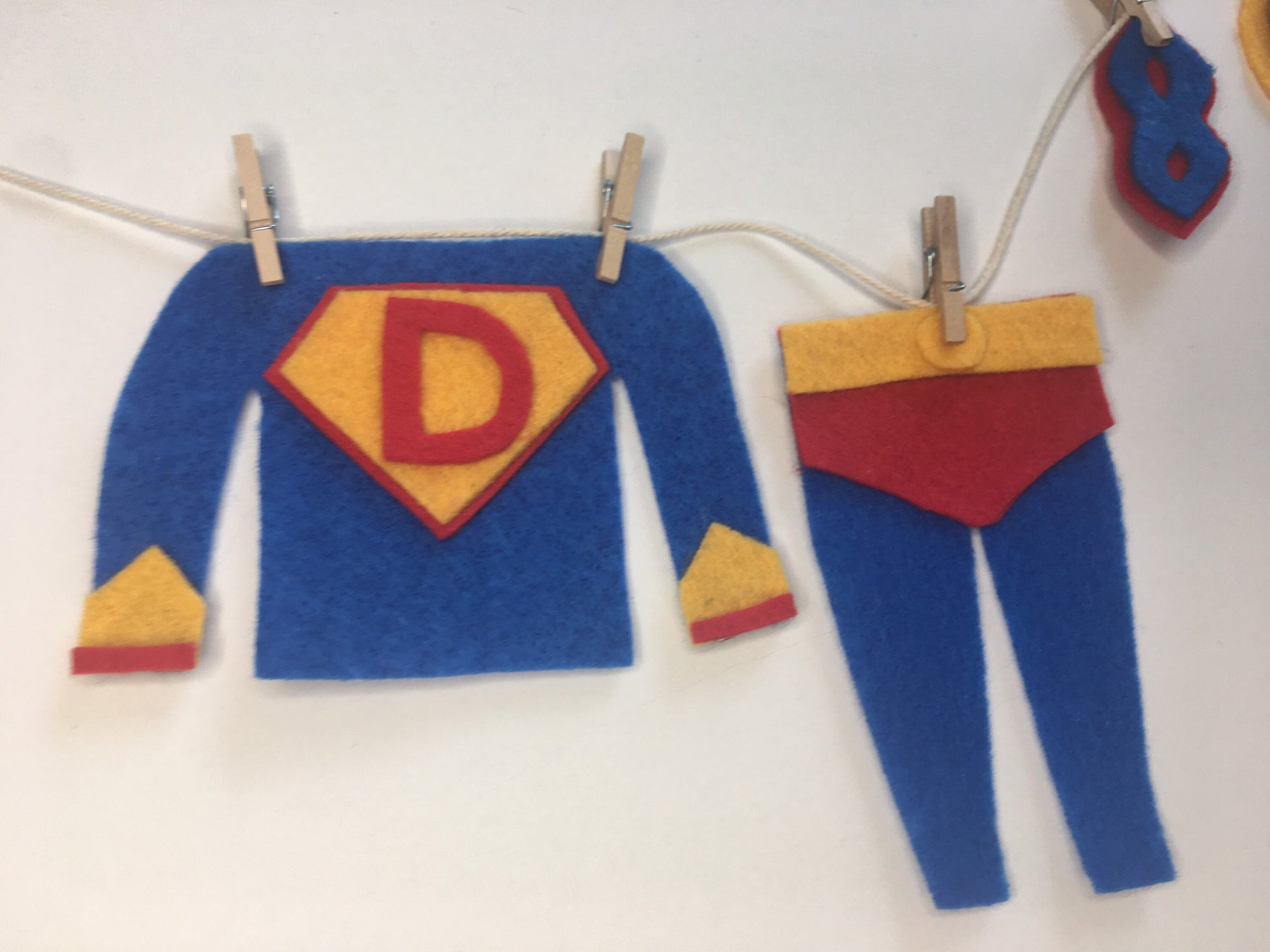 Super Mom and Dad Miniature Felt Clothesline Banner Garland Bunting Wall Hanging Decoration