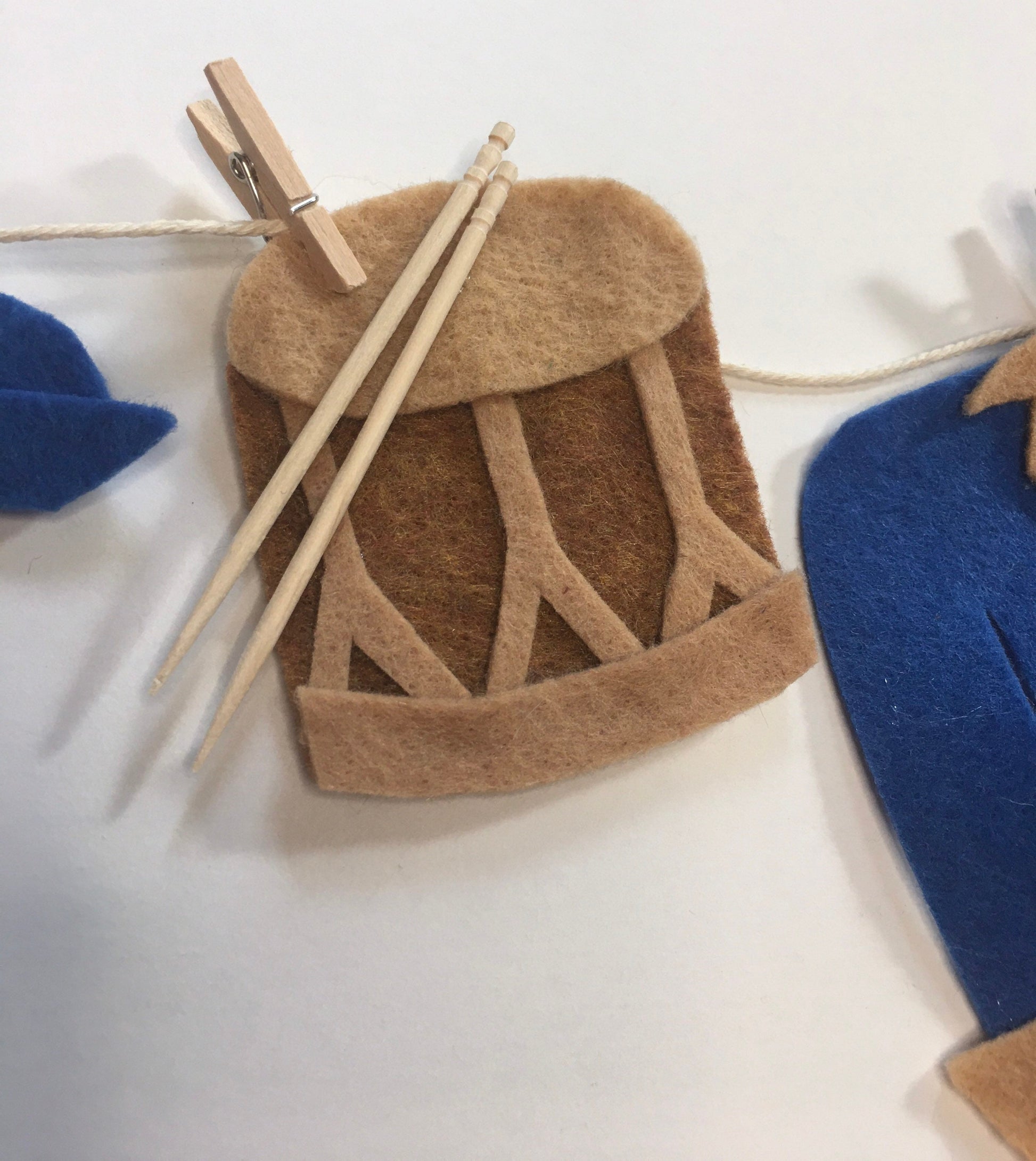 Yankee Doodle Dandy Paul Revere Miniature Felt Clothesline Banner Garland Bunting Wall Hanging Decoration for Independence Day