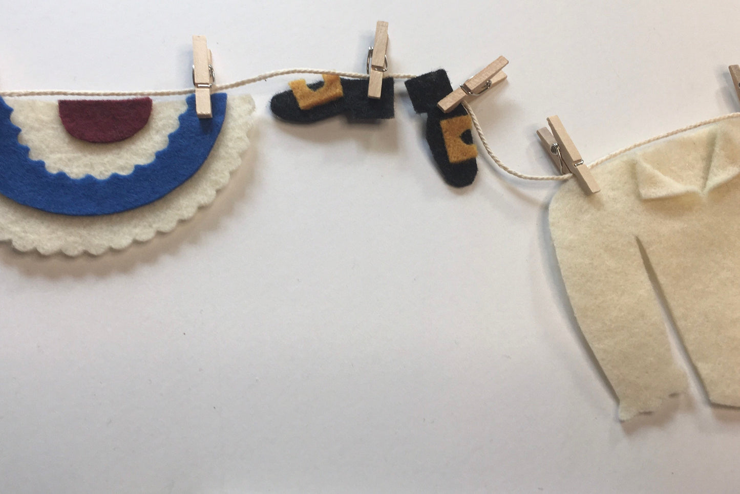 Yankee Doodle Dandy Paul Revere Miniature Felt Clothesline Banner Garland Bunting Wall Hanging Decoration for Independence Day