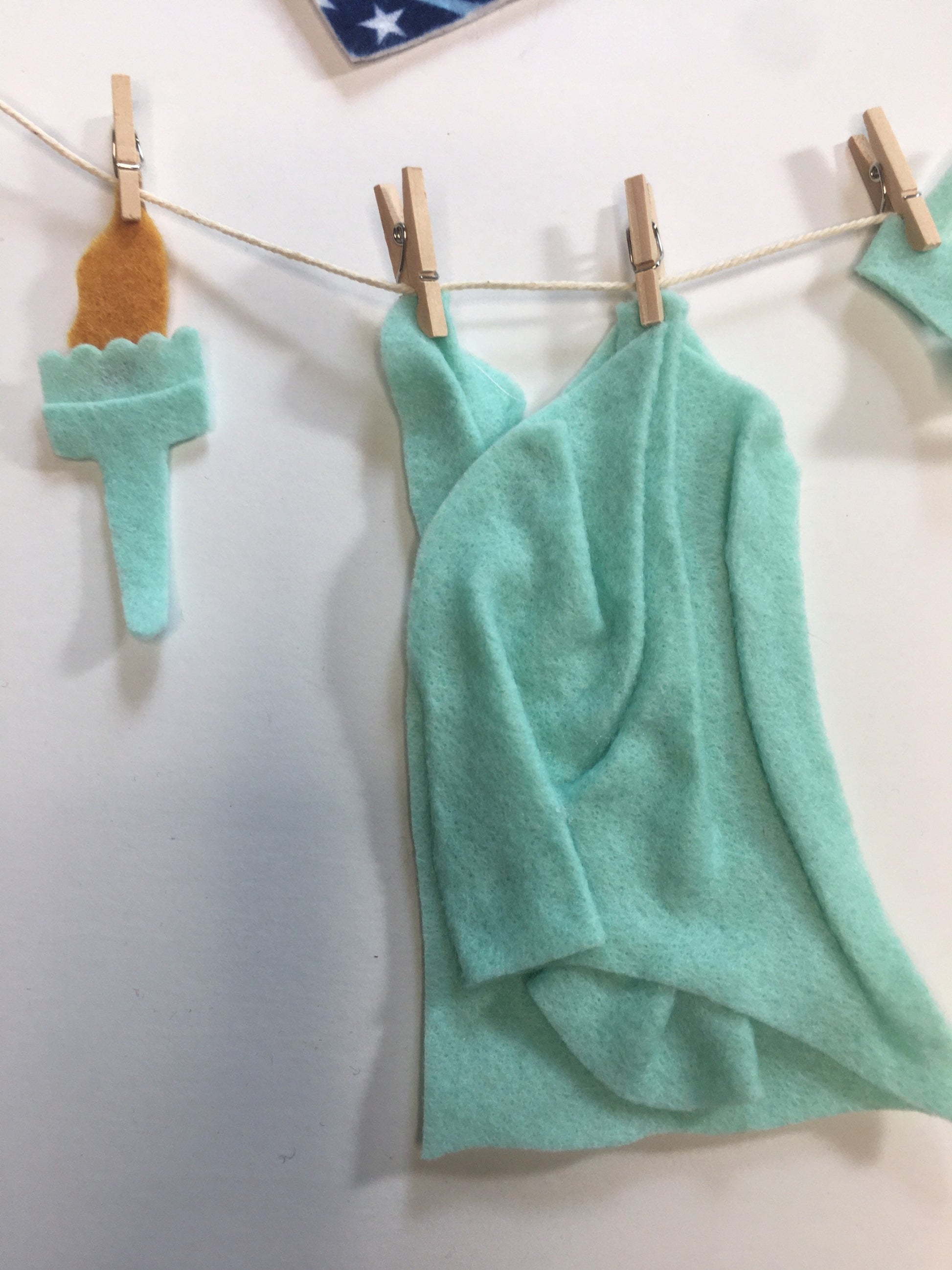 Statue of Liberty Miniature Felt Clothesline Banner Garland Bunting Wall Hanging Decoration for 4th of July