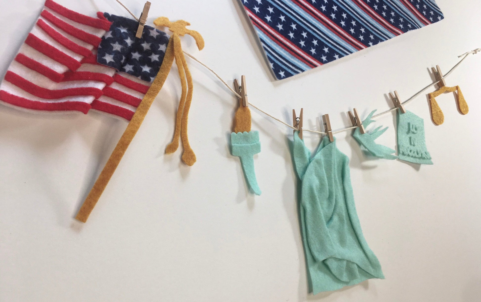 Statue of Liberty Miniature Felt Clothesline Banner Garland Bunting Wall Hanging Decoration for 4th of July