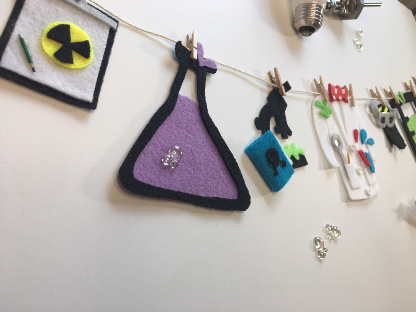 Scientist Miniature Felt Clothesline Banner Garland Bunting Wall Hanging Decoration