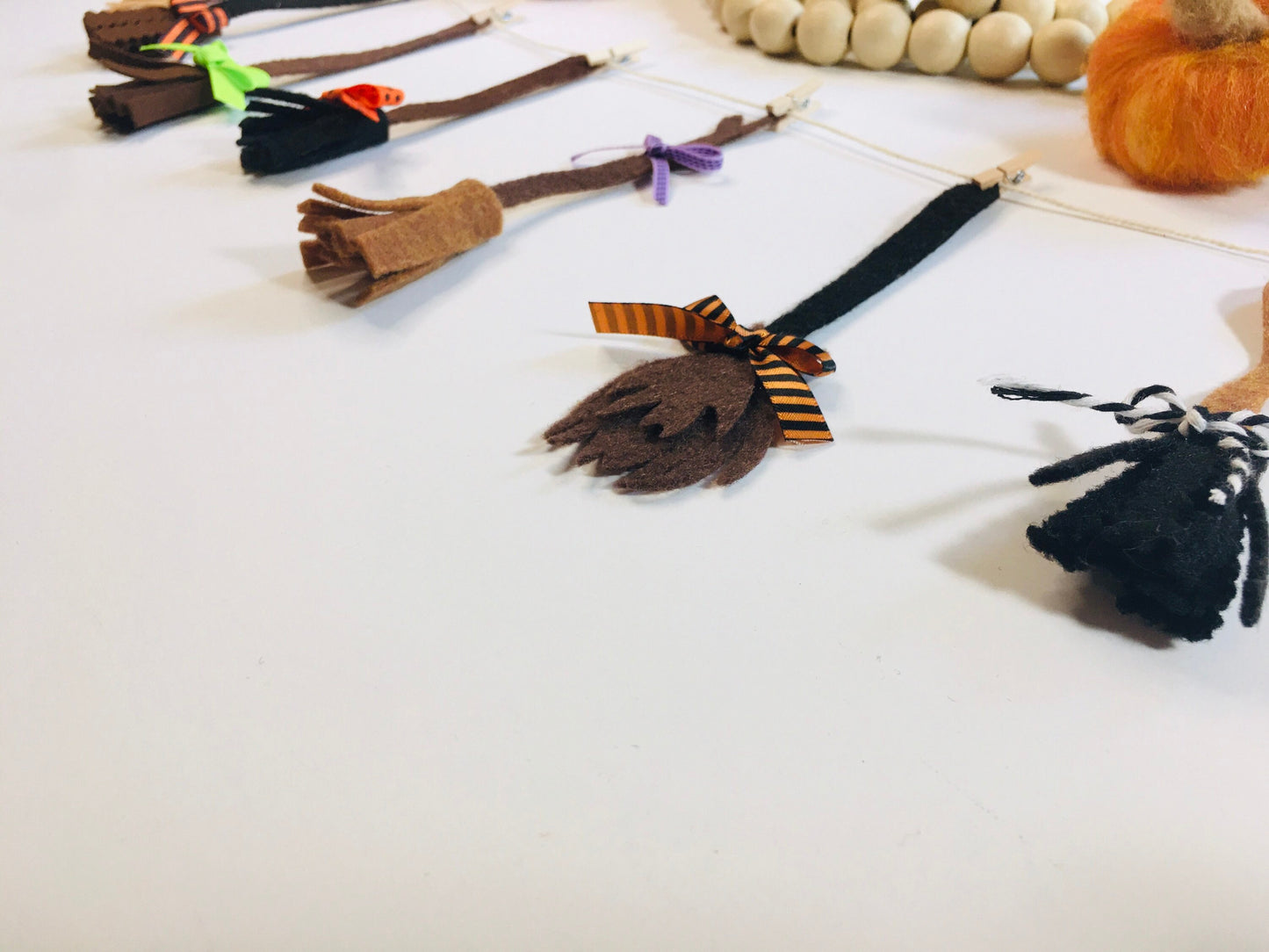Felt Witch’s Brooms Miniature Clothesline Banner Halloween Garland Bunting Wall Hanging Decoration