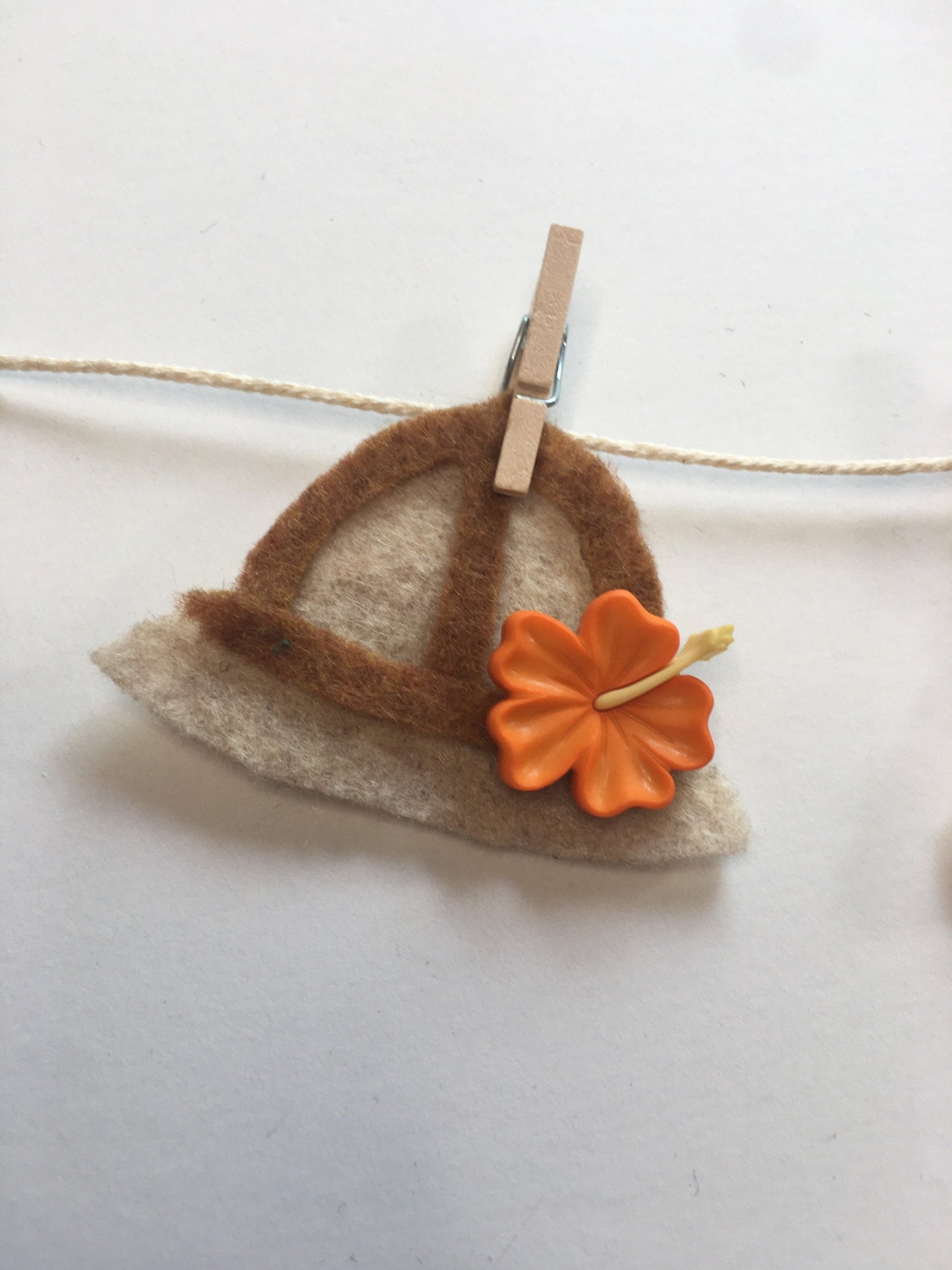 Safari Miniature Felt Clothesline Banner Monkey Bunting Garland Wall Hanging Decoration for Children’s Rooms and Parties