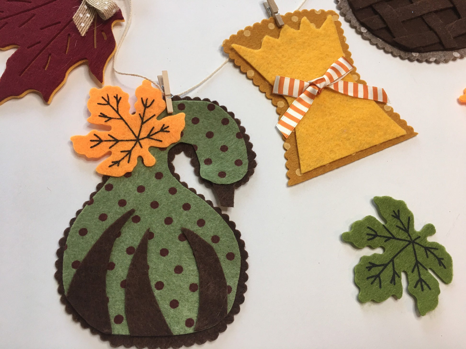 Thanksgiving Felt Cornucopia Turkey Corn Gourd Leaf Banner Garland Bunting Wall Hanging Decoration for Fall