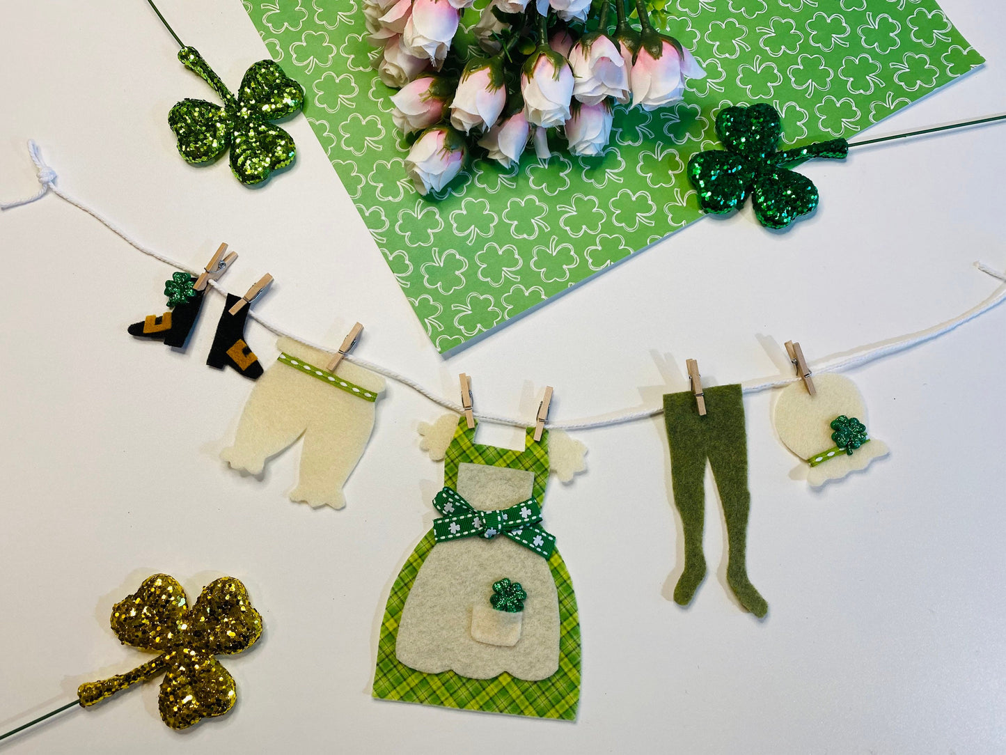 Irish Lady Leprechaun Miniature Felt Clothesline Banner Garland Bunting Wall Hanging Decoration for St. Patrick’s Day