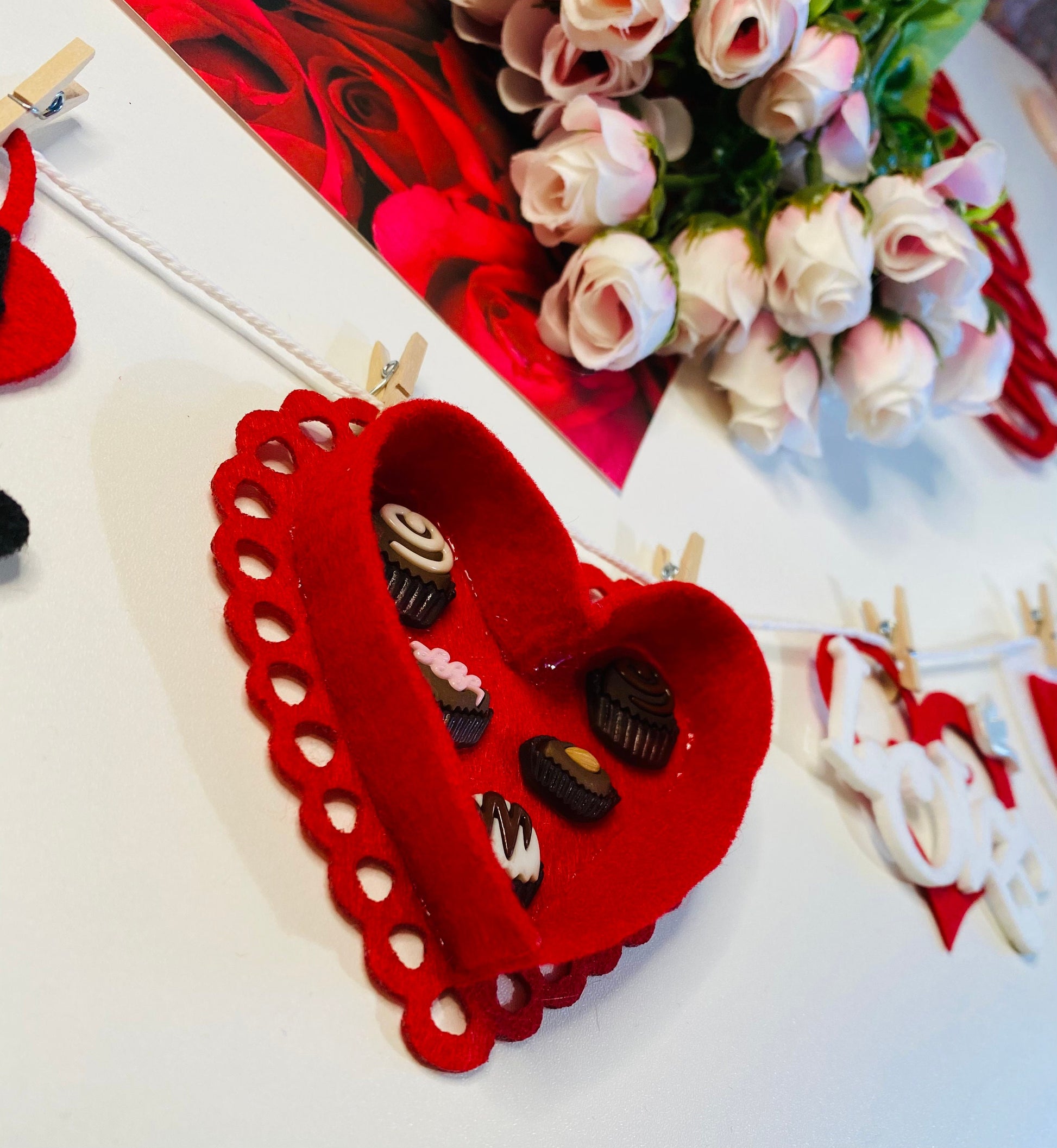 Romantic Valentine’s Day Miniature Felt Clothesline Banner Garland Bunting Wall Hanging Decoration