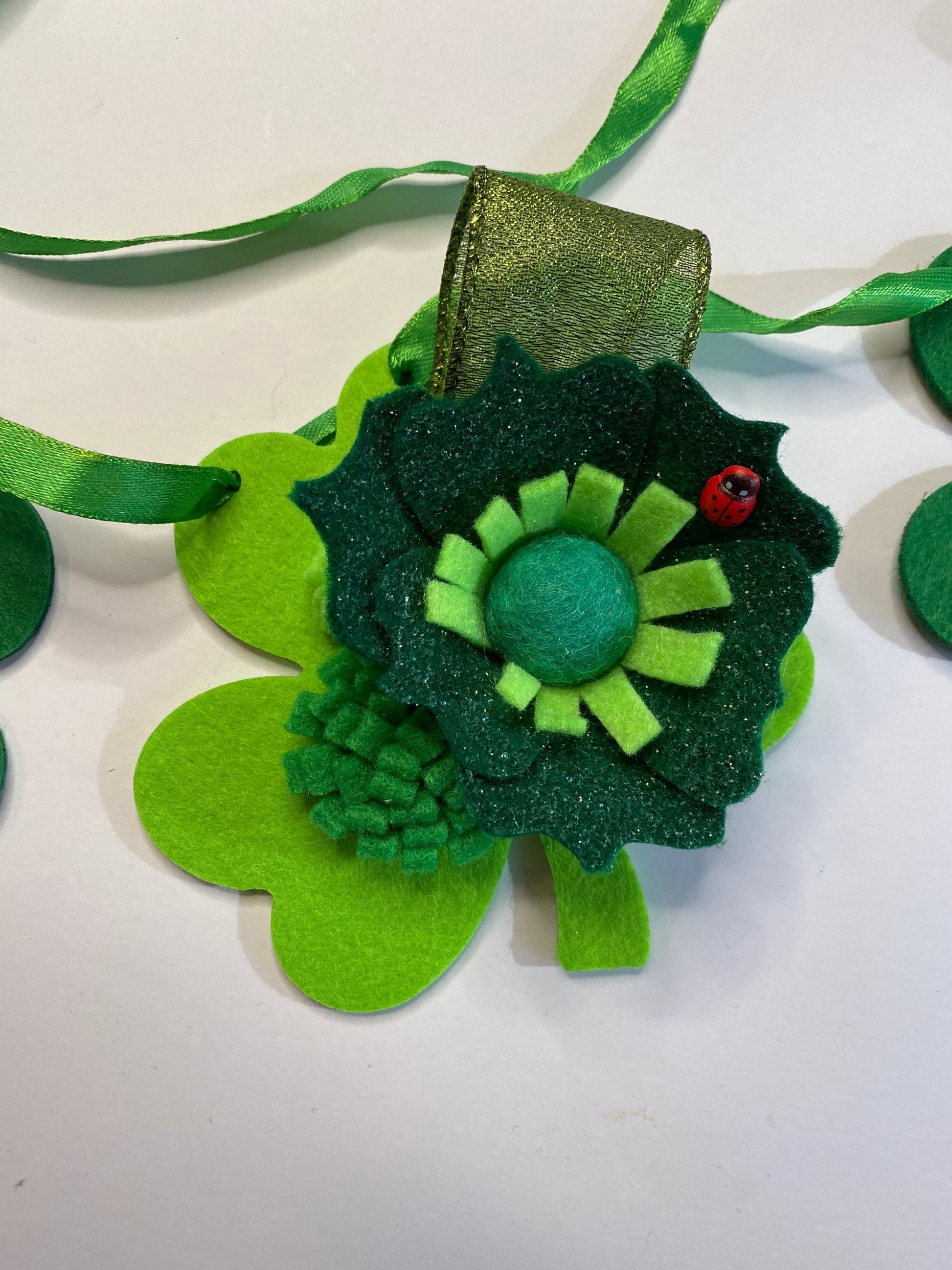 Shamrock Clover St. Patrick’s Day Banner with Felt Flowers and Ladybug Bunting Wall Hanging Decoration