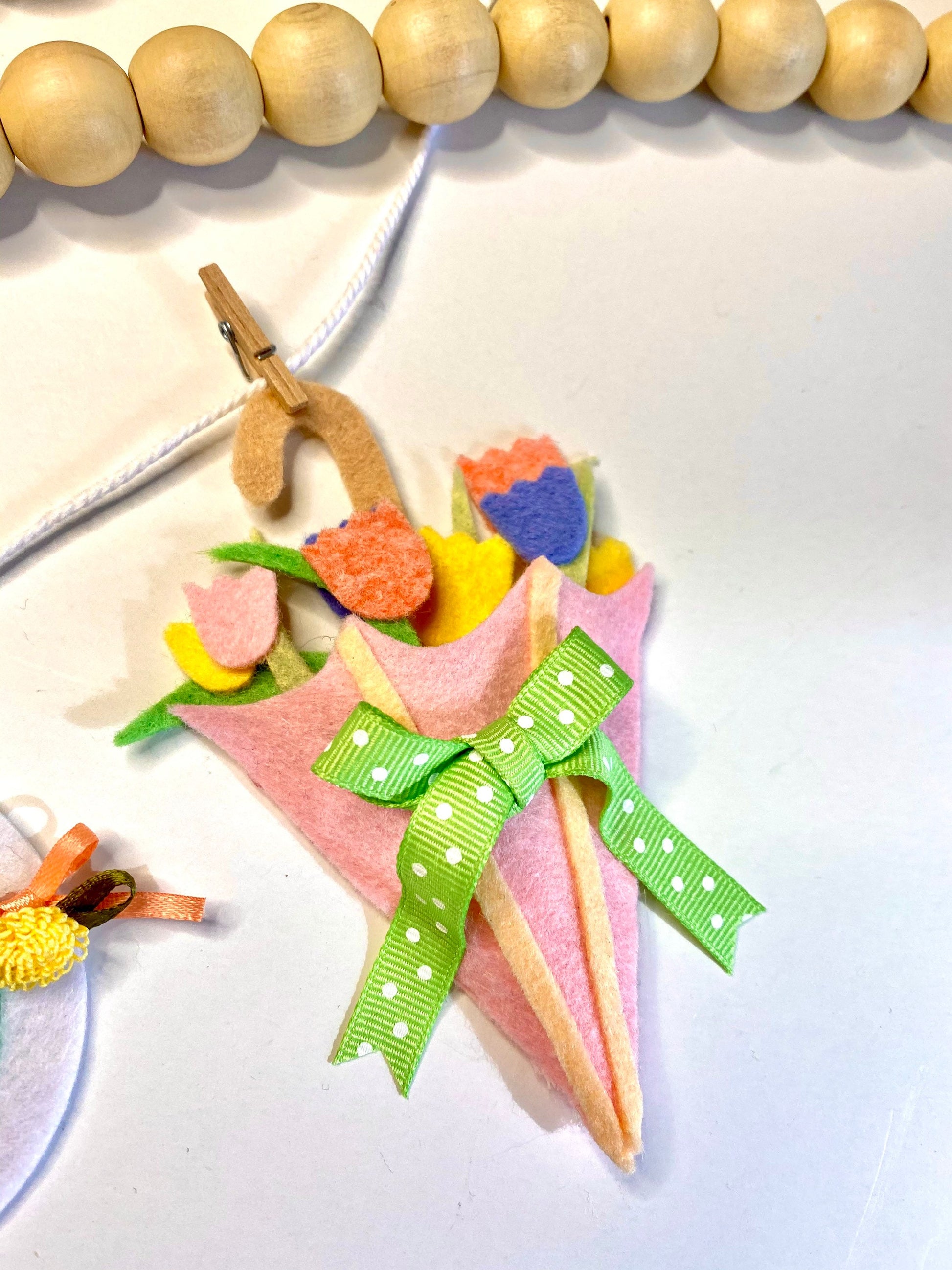 Spring Cottage Bicycle Banner Miniature Felt Bunting Garland Wall Hanging Decoration