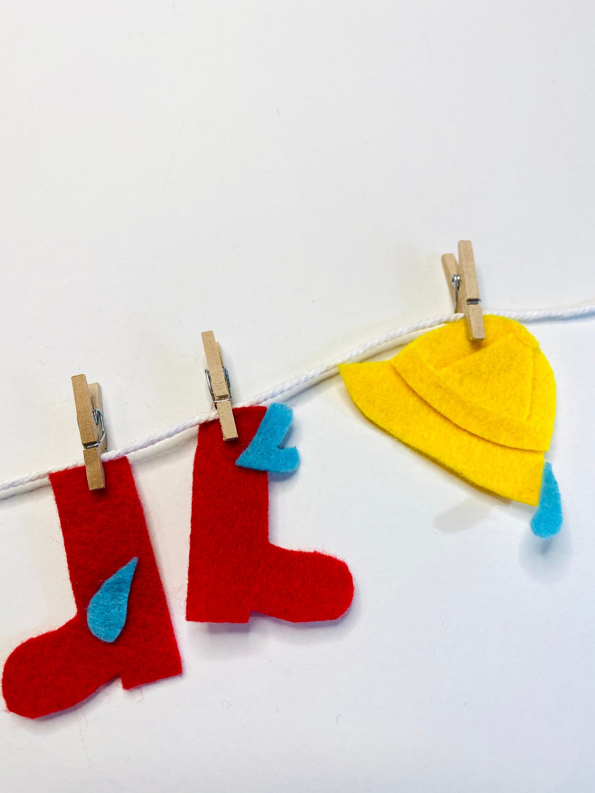 Miniature Felt Raincoat and Umbrella Clothesline April Showers Banner Garland Bunting Wall Hanging for Decoration