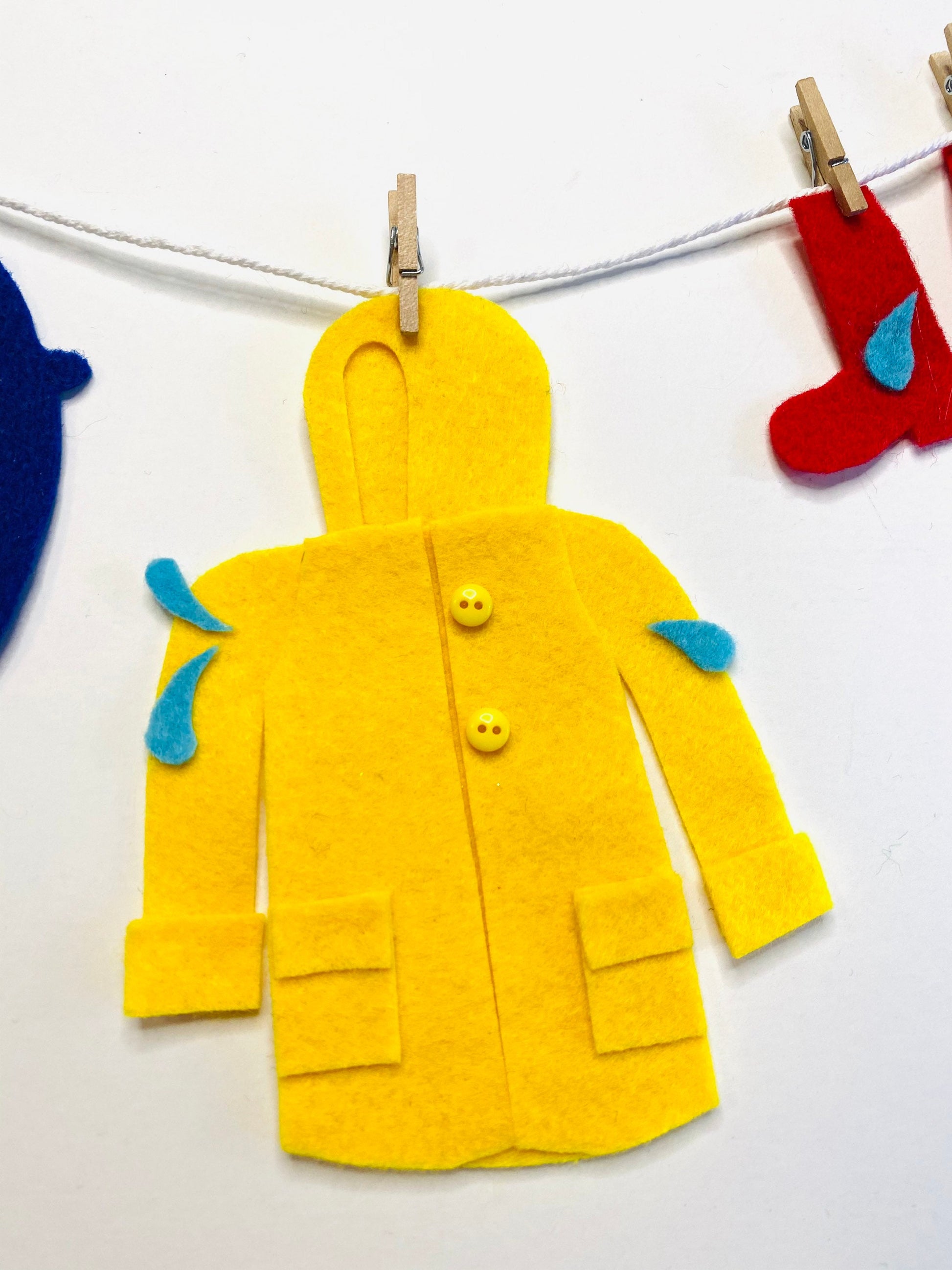 Miniature Felt Raincoat and Umbrella Clothesline April Showers Banner Garland Bunting Wall Hanging for Decoration