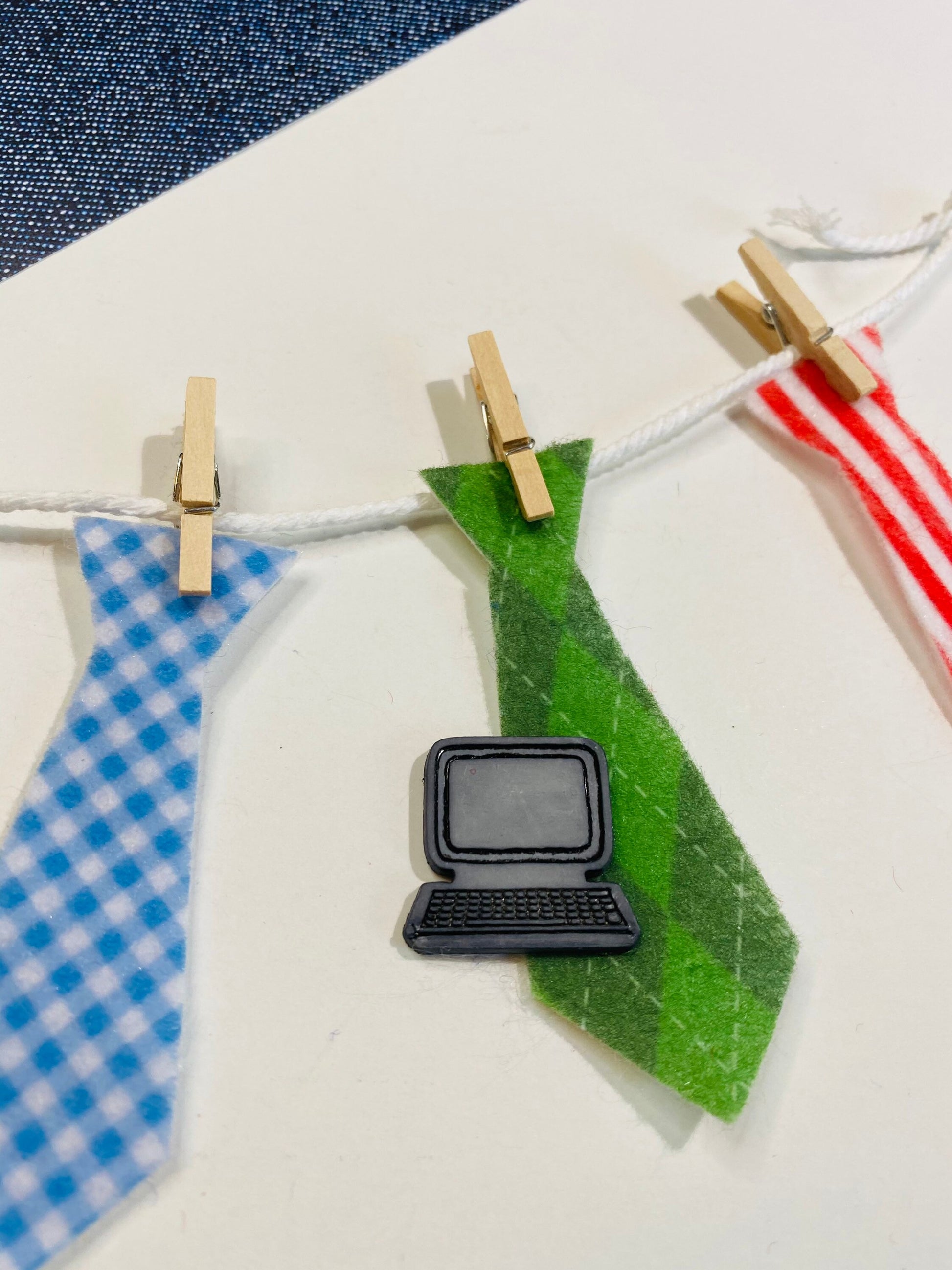 Dad’s Ties Miniature Felt Clothesline Banner Garland Bunting Wall Hanging Decoration for Father’s Day