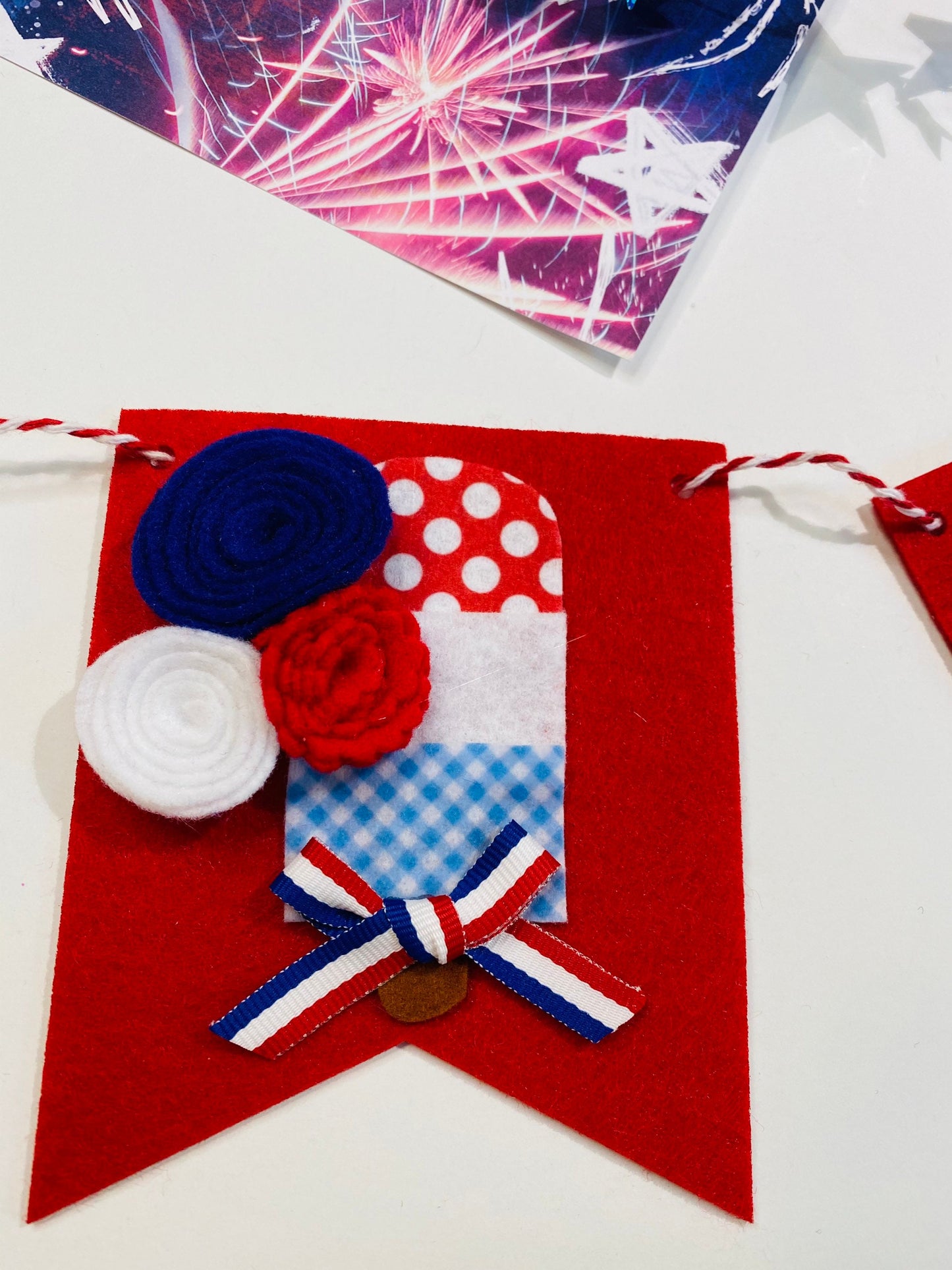 Patriotic Popsicle Summer Felt Banner Garland Bunting Wall Hanging Decoration for Independence Day & Fourth of July