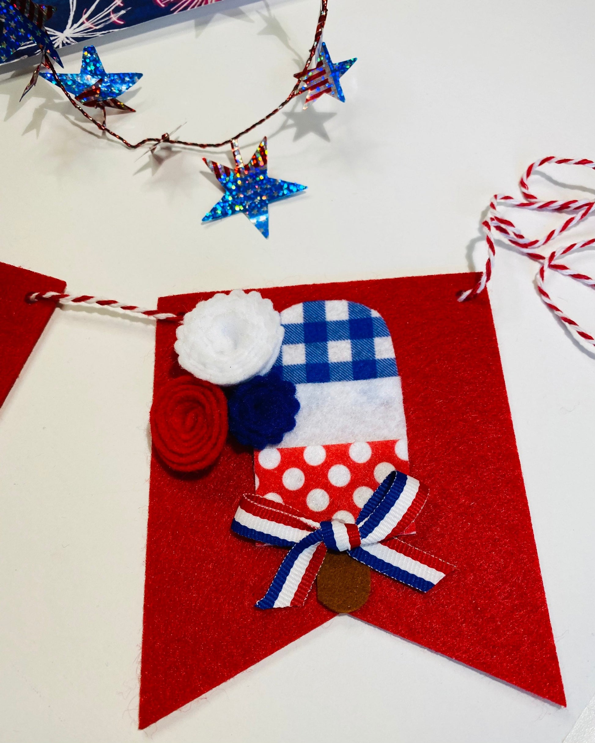 Patriotic Popsicle Summer Felt Banner Garland Bunting Wall Hanging Decoration for Independence Day & Fourth of July