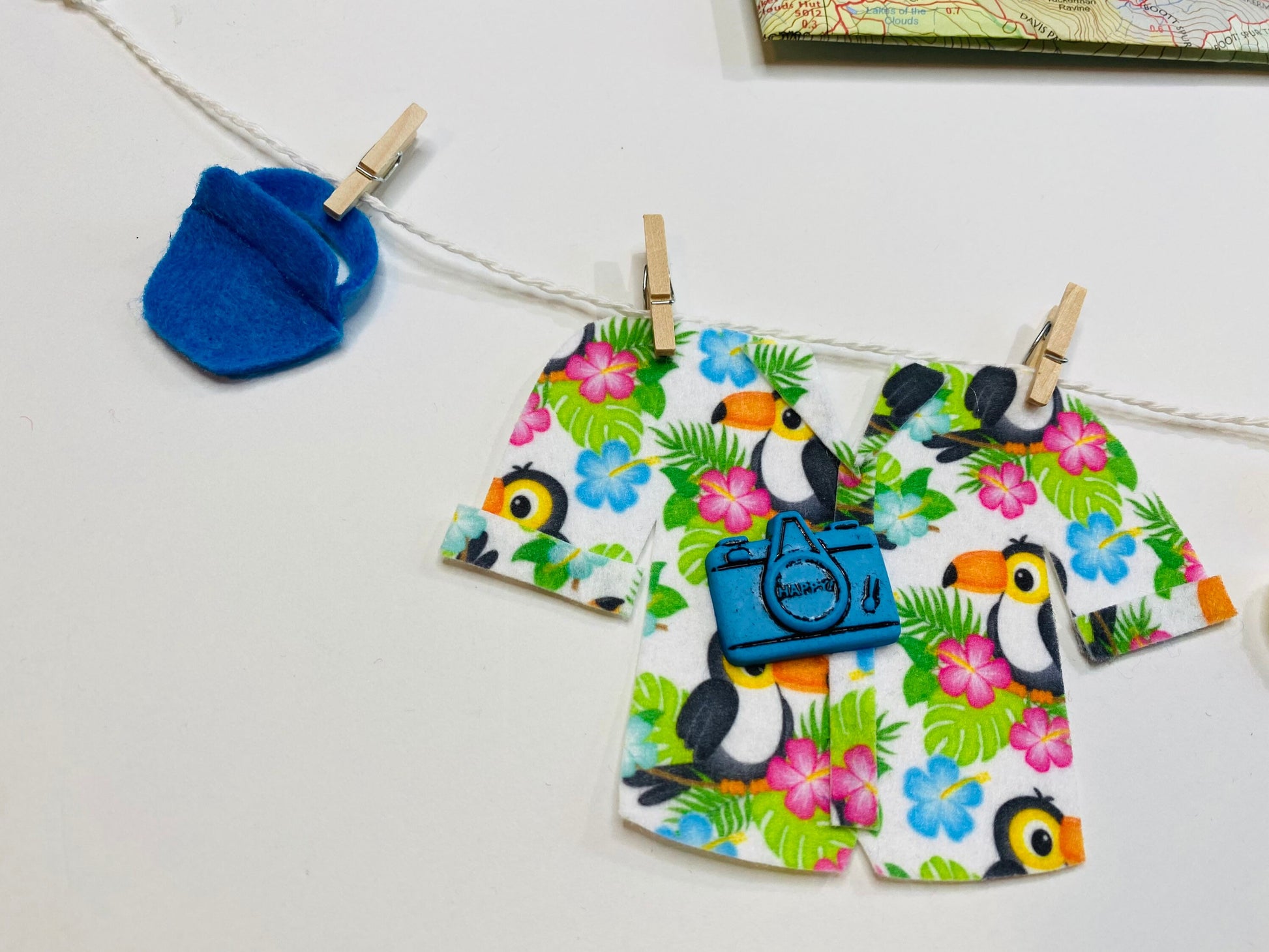 Traveler's Clothesline Banner, Tourist Bunting, Gift for Travel Lovers, Jetsetters Garland, Bon Voyage Themed Décor