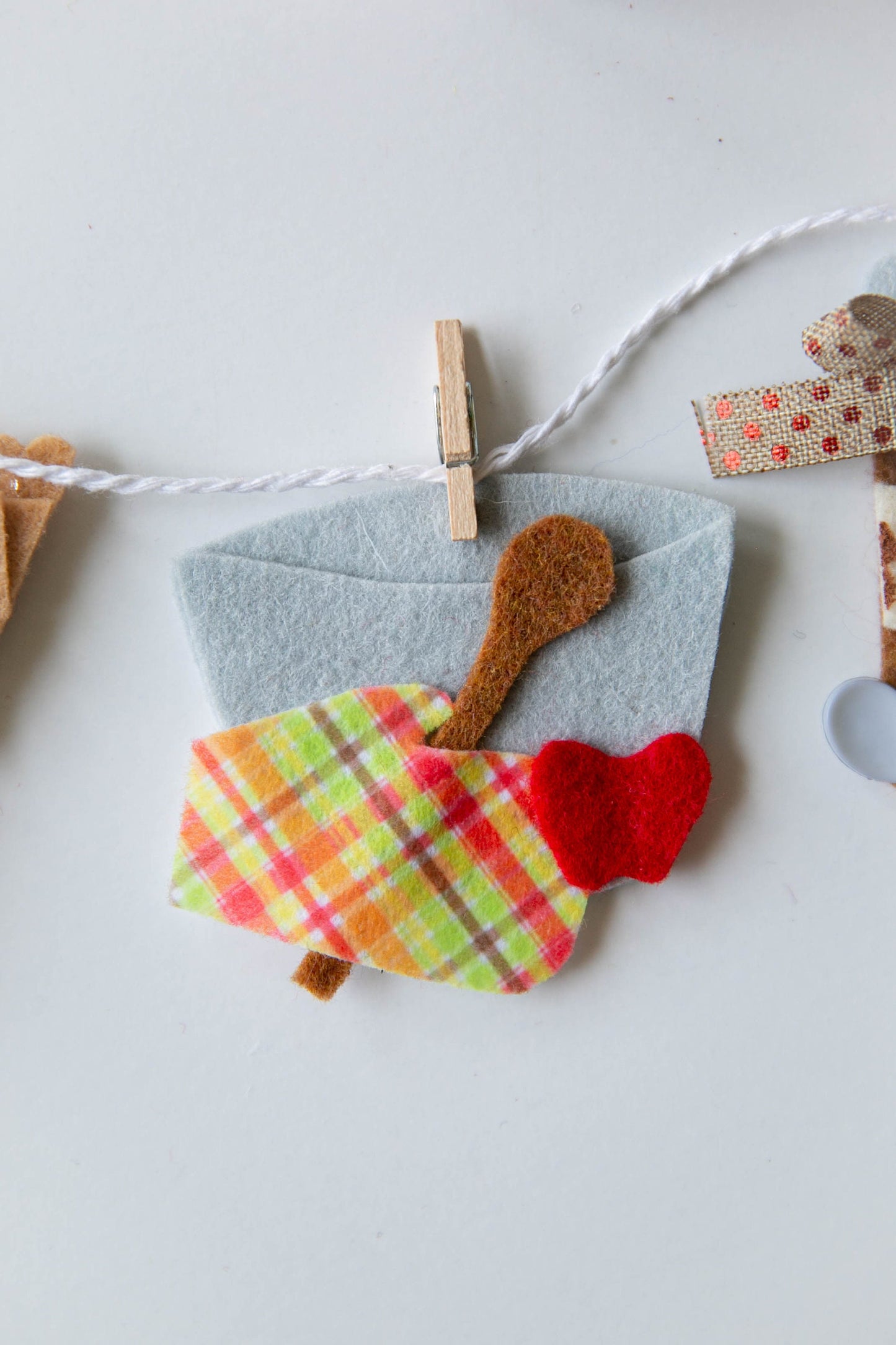 Apple Pie Fall Baking Miniature Felt Clothesline Autumn Banner Bakery Bunting Garland Wall Hanging Decoration