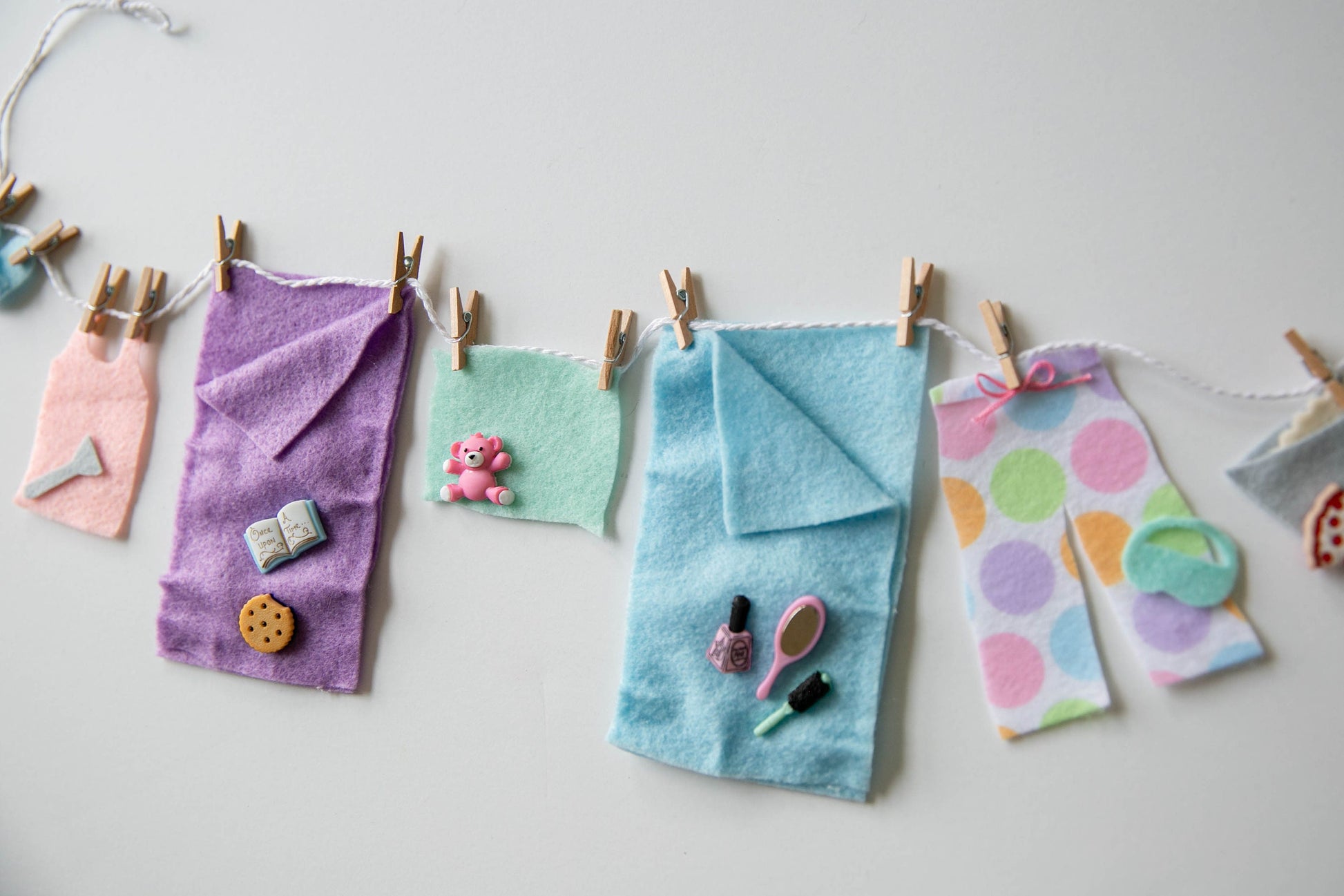 Girl's Slumber Party Sleepover Miniature Felt Clotheslines Banner Bunting Garland Wall Hanging Decoration