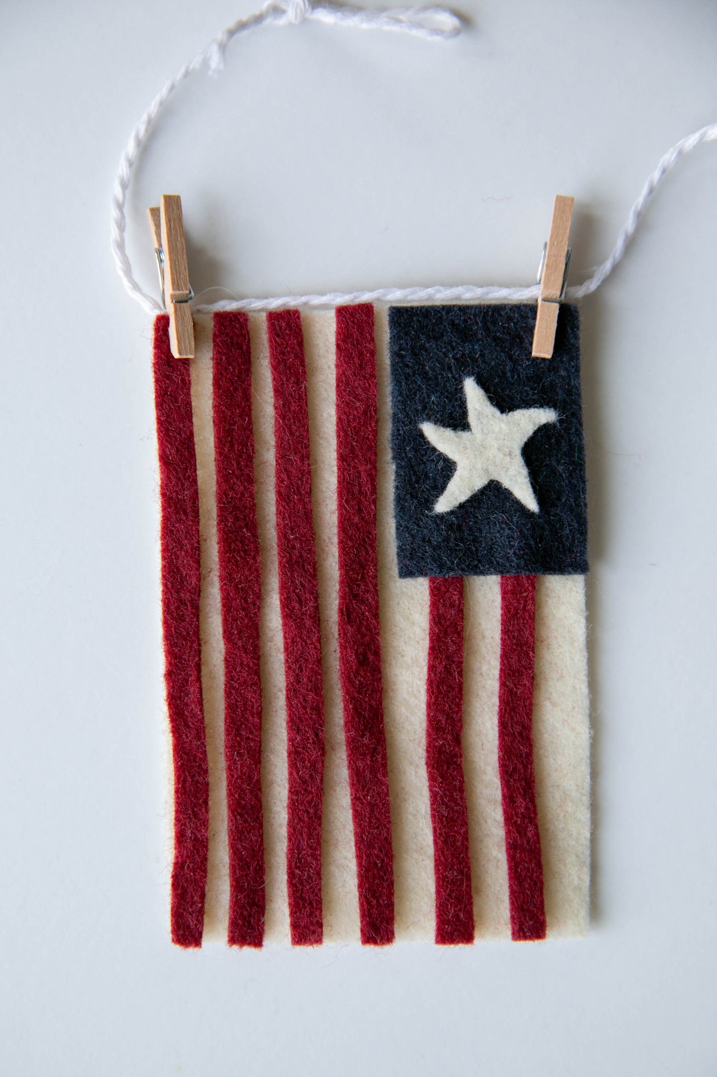 Old Fashioned School House Miniature Felt Banner Bunting Garland Wall Hanging Decoration