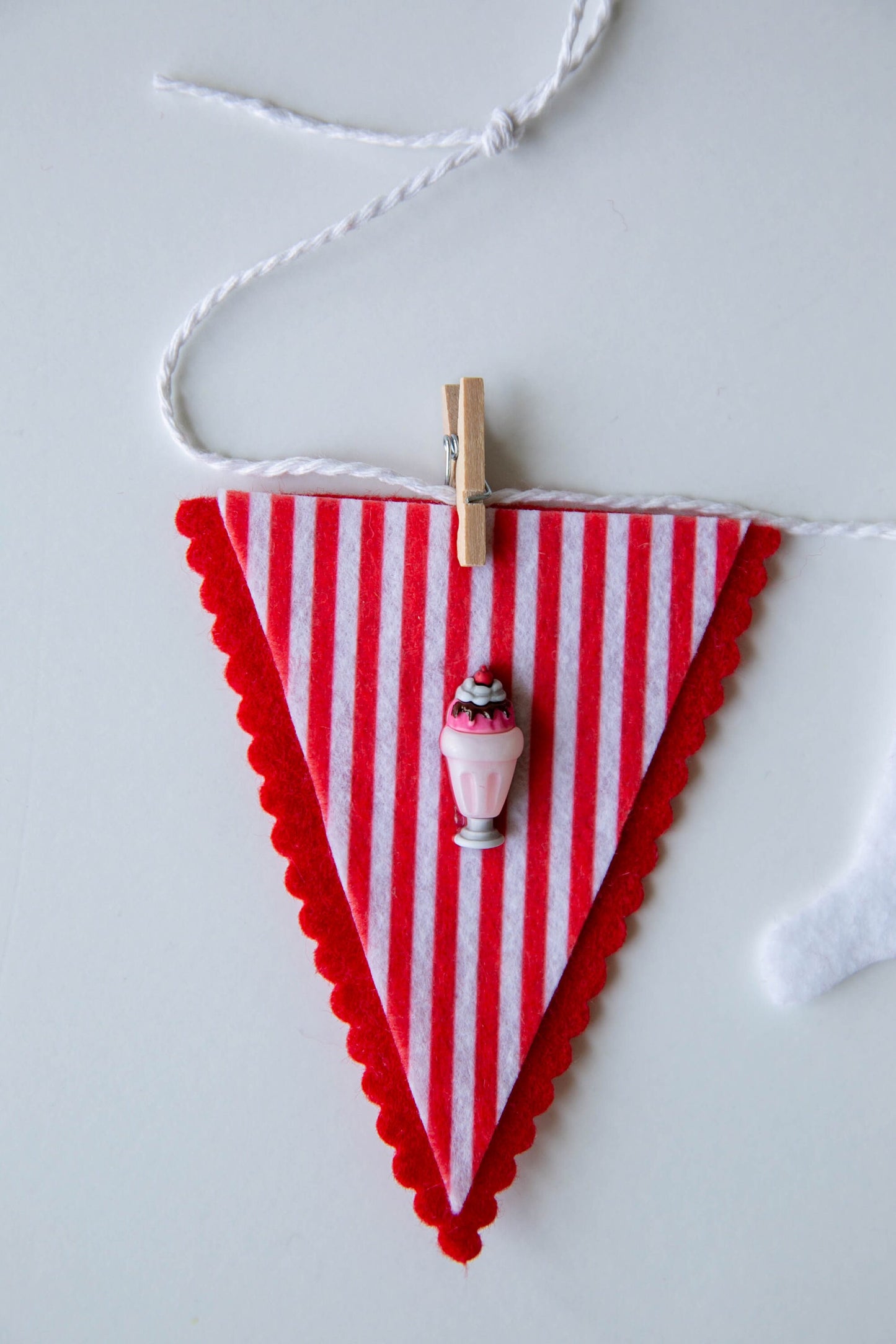 Candy Striper Soda Shop Man Miniature Felt Clothesline Banner Bunting Garland Wall Hanging Decoration