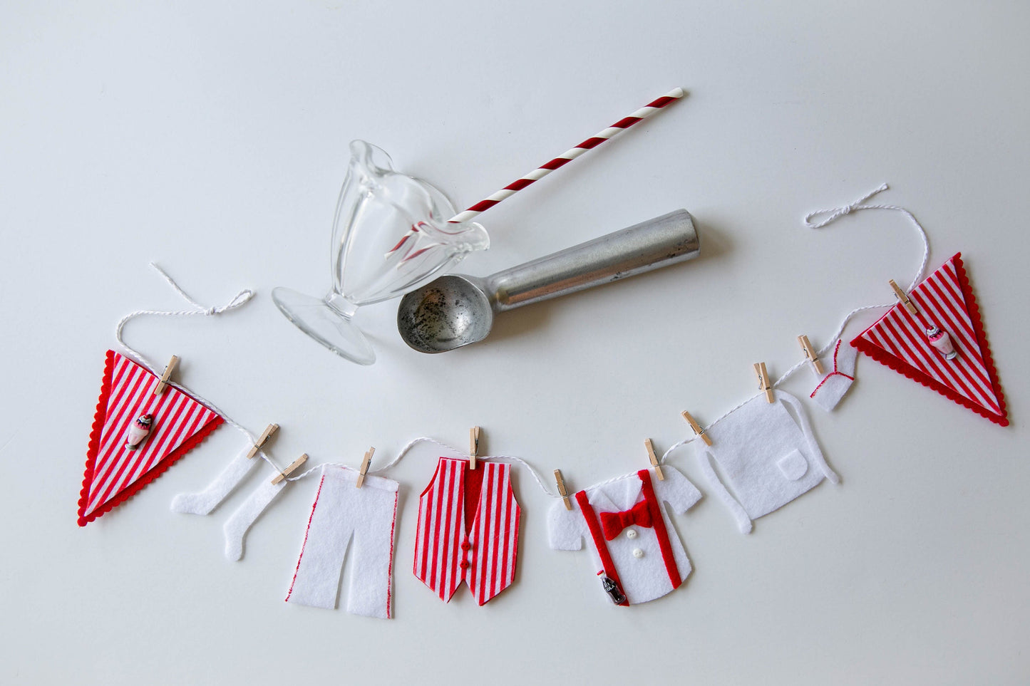 Candy Striper Soda Shop Man Miniature Felt Clothesline Banner Bunting Garland Wall Hanging Decoration