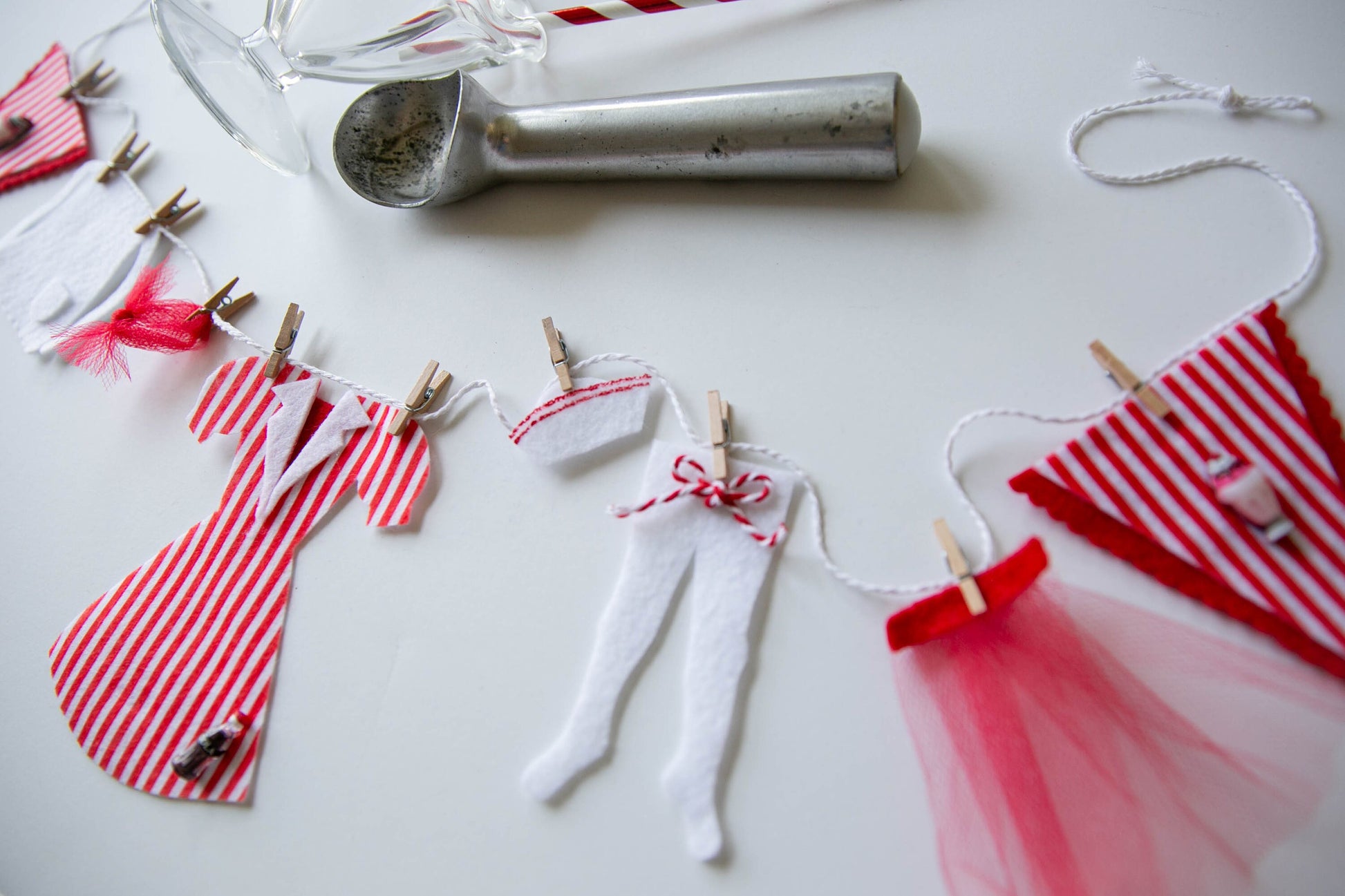 Soda Fountain Candy Striper Girl's Felt Clothesline Banner Garland Bunting Wall Hanging Decoration
