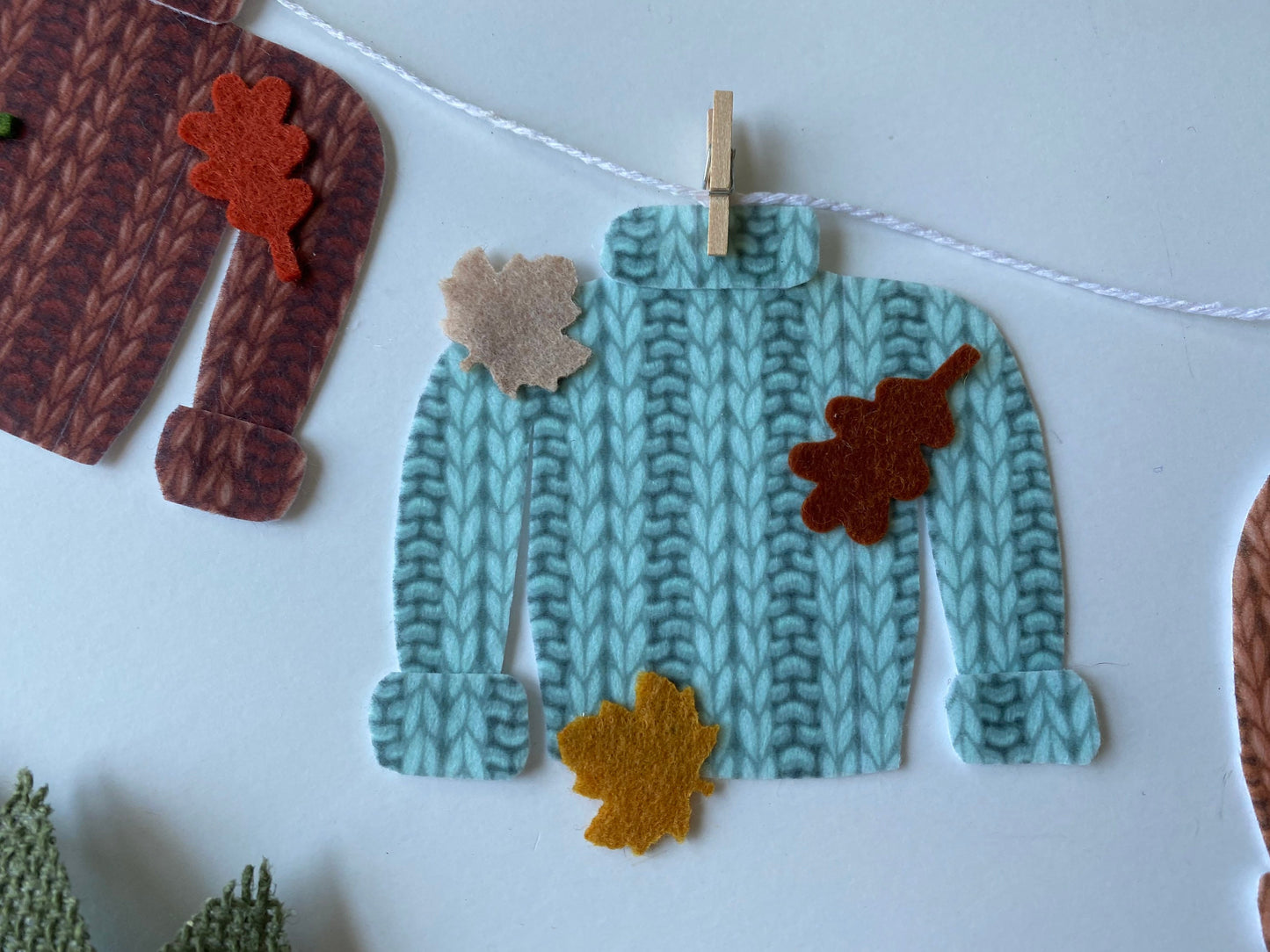 Set of 2 Fall & Winter Sweater, Miniature Felt Clothesline Banner Garland Bunting Wall Hanging Decoration