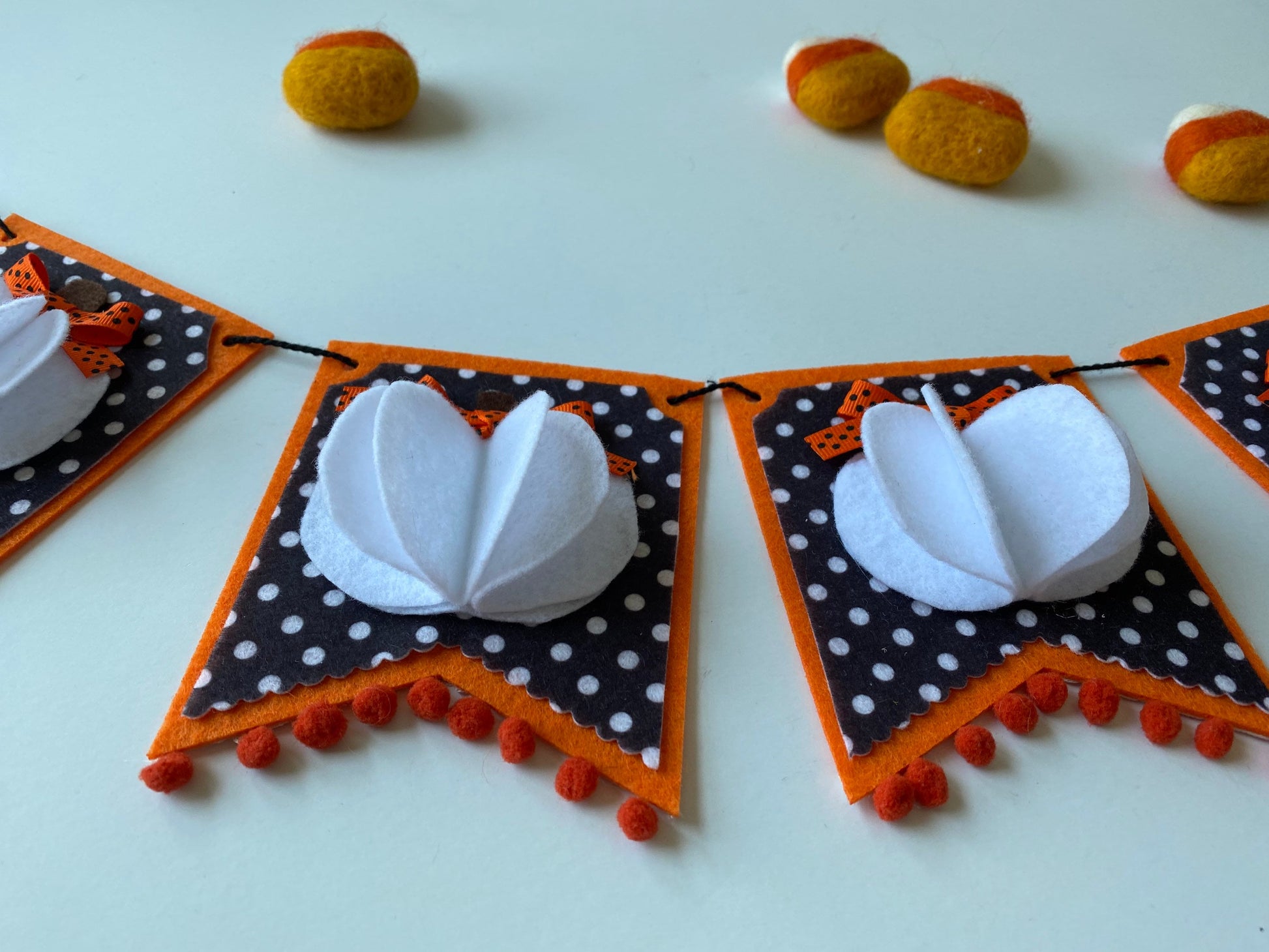 White Pumpkin Polka-dot Halloween Felt Banner Garland Autumn Bunting Pennant Flag for Decoration