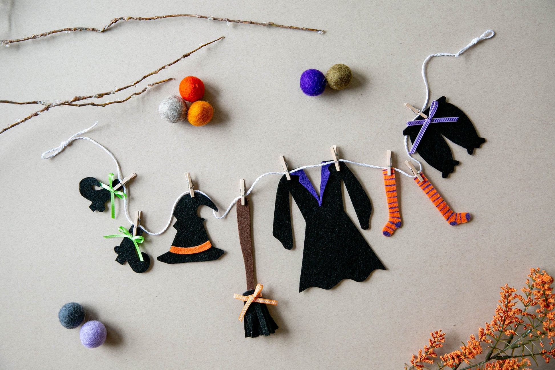 Six Holiday Clothesline Banner, Six Month Set, Miniature Felt Garlands Bundle: Leprechaun, Easter Bunny, Uncle Sam, Witch, Pilgrim, and Elf