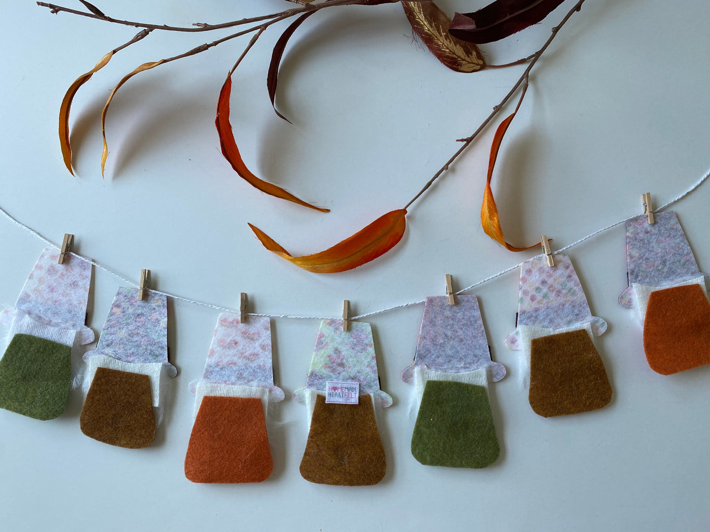 Thanksgiving Pilgrim Gnomes with Beards Felt Miniature Banner Garland Bunting Wall Hanging Decoration