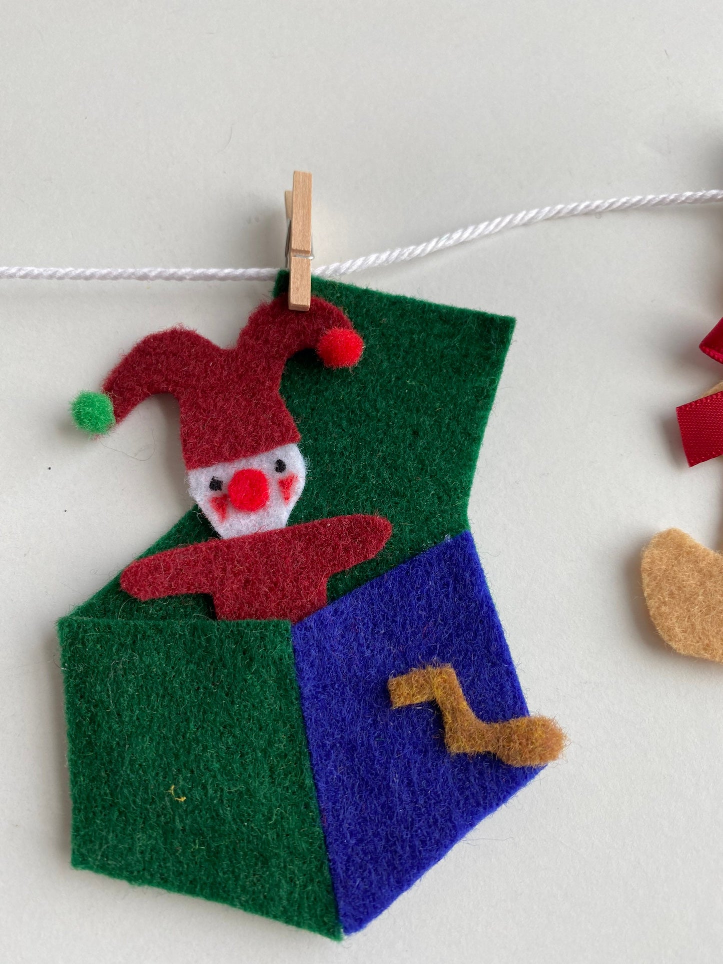 Vintage-Inspired Toys Miniature Felt Christmas Banner Wall Hanging Decoration Garland Bunting