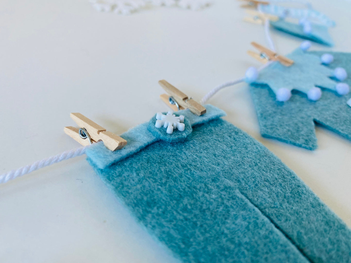 Jack Frost Miniature Felt Clothesline Banner Garland Bunting Wall Hanging Decoration for Winter