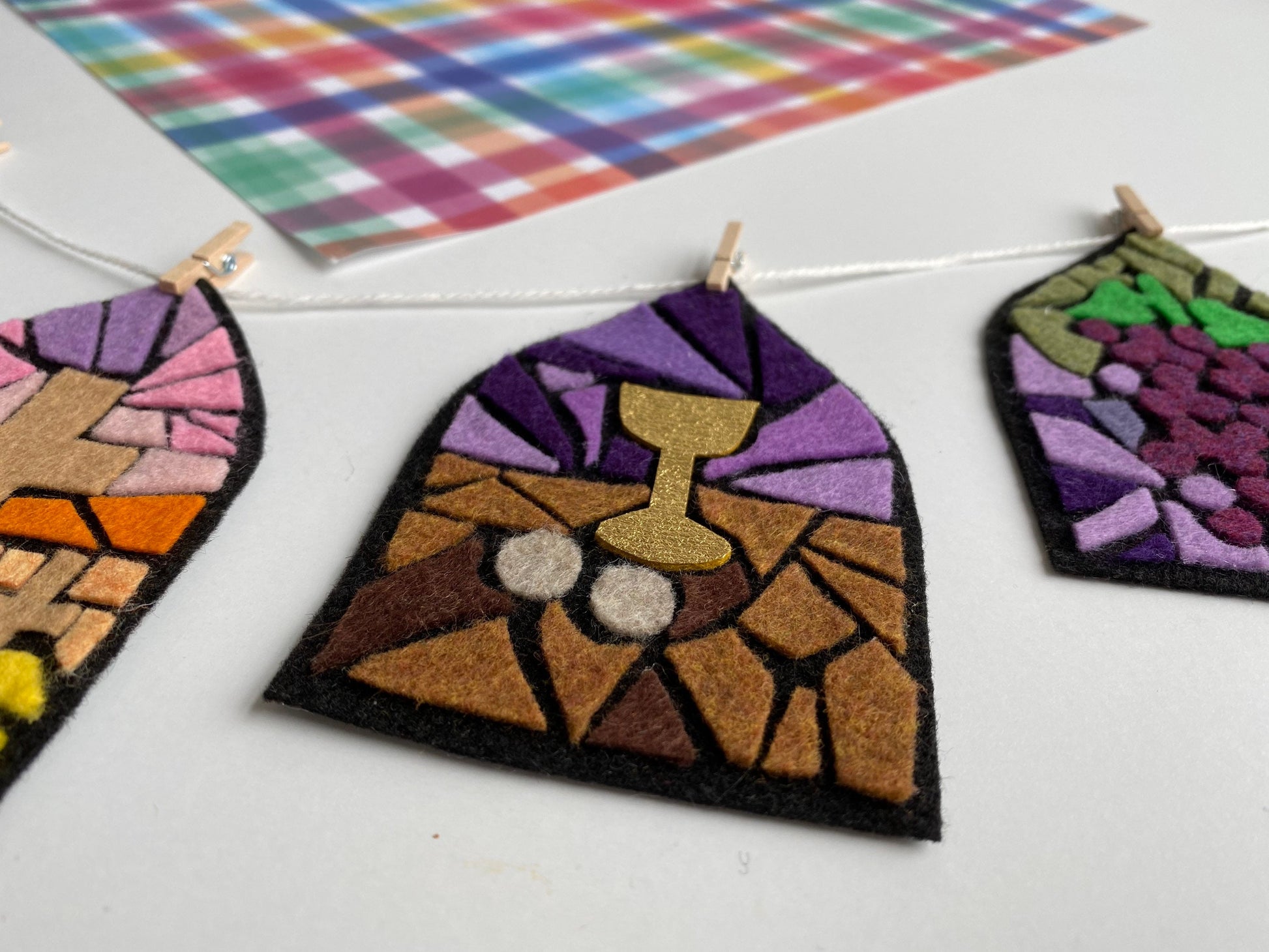 Easter Faux Stained Glass Windows Miniature Banner Felt Mosaic Garland Bunting Wall Hanging Decoration for church