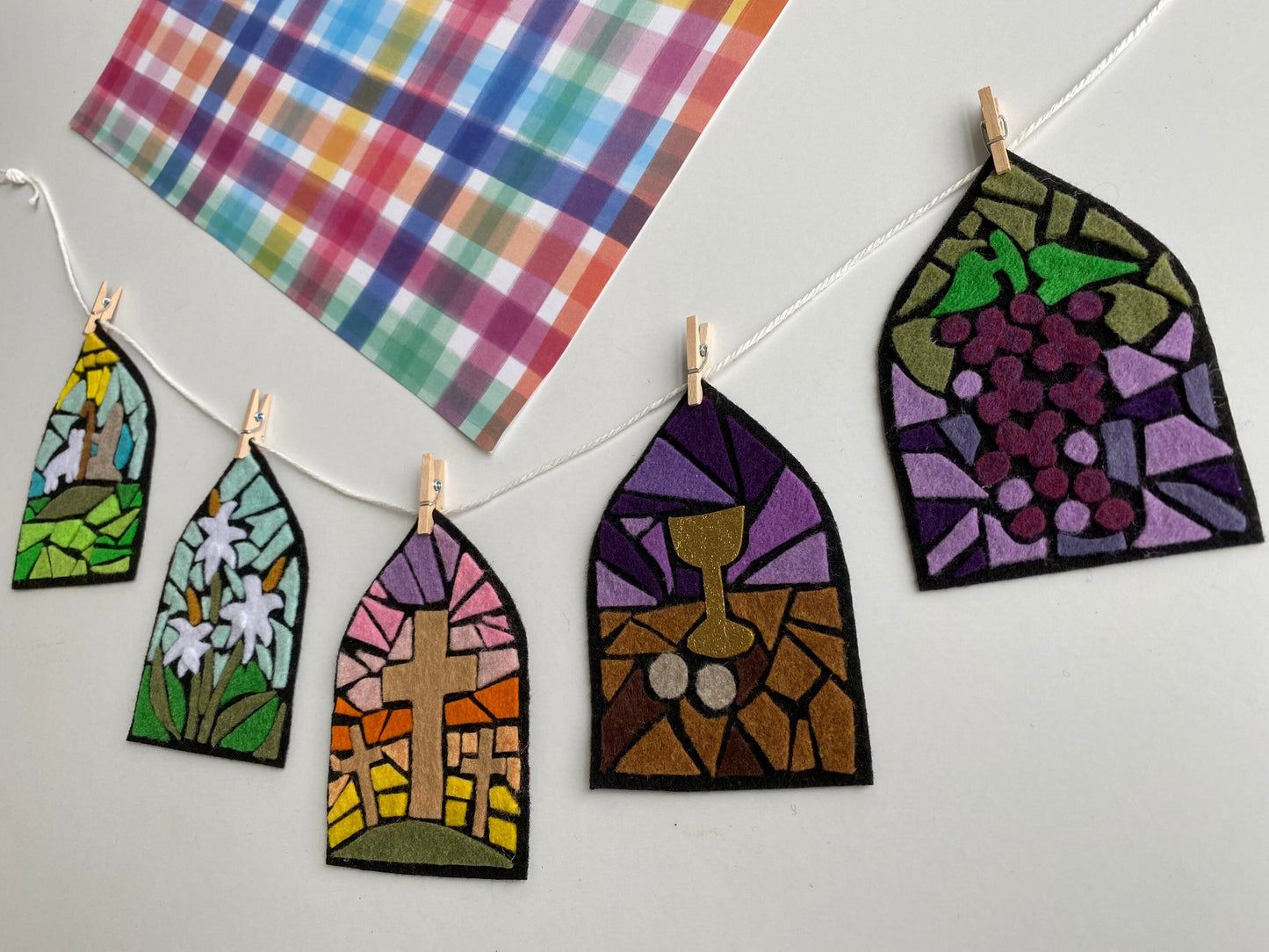 Easter Faux Stained Glass Windows Miniature Banner Felt Mosaic Garland Bunting Wall Hanging Decoration for church