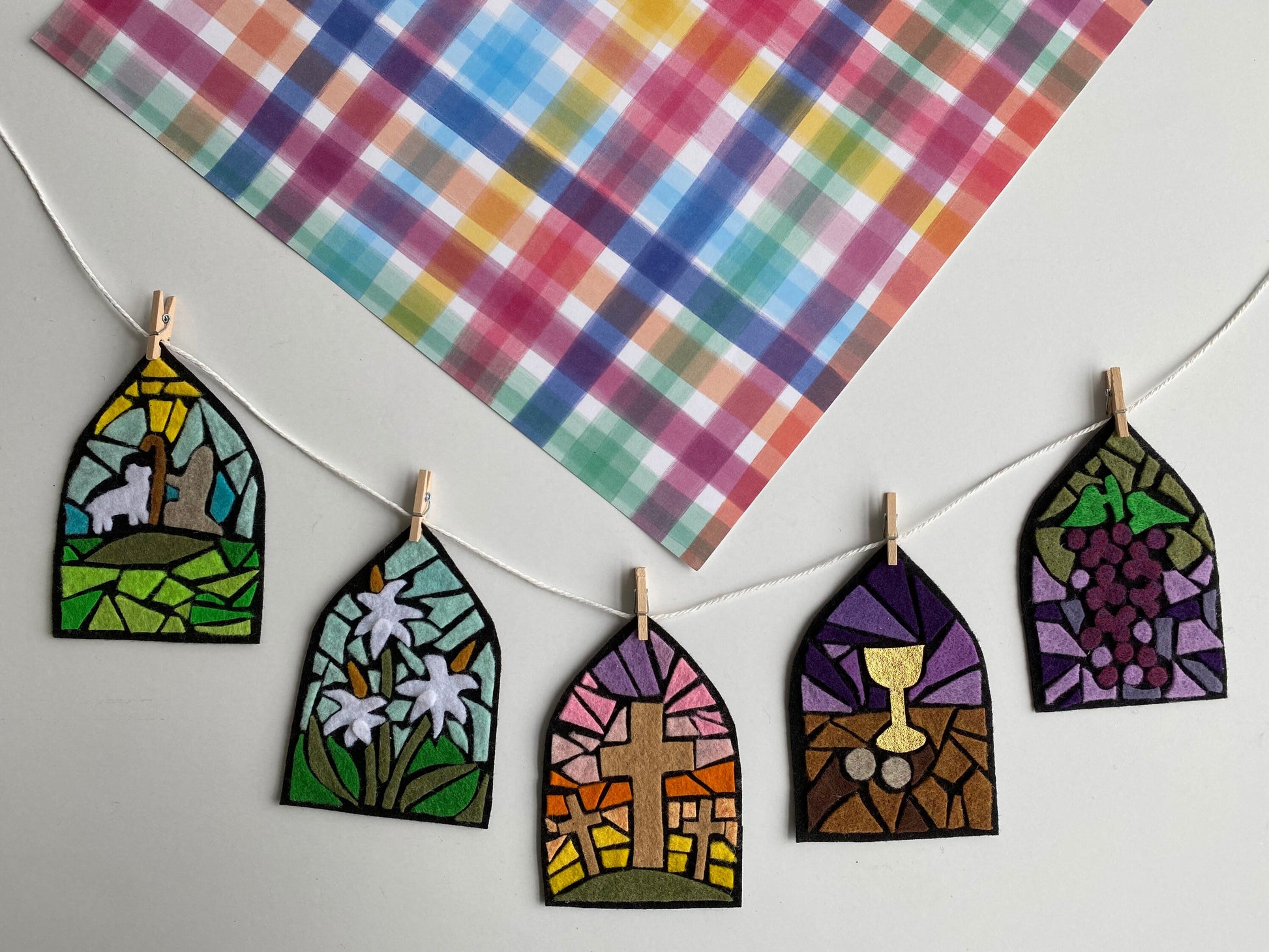 Easter Faux Stained Glass Windows Miniature Banner Felt Mosaic Garland Bunting Wall Hanging Decoration for church