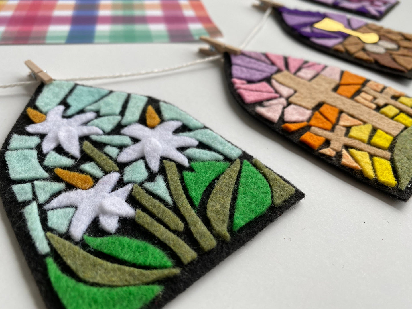 Easter Faux Stained Glass Windows Miniature Banner Felt Mosaic Garland Bunting Wall Hanging Decoration for church