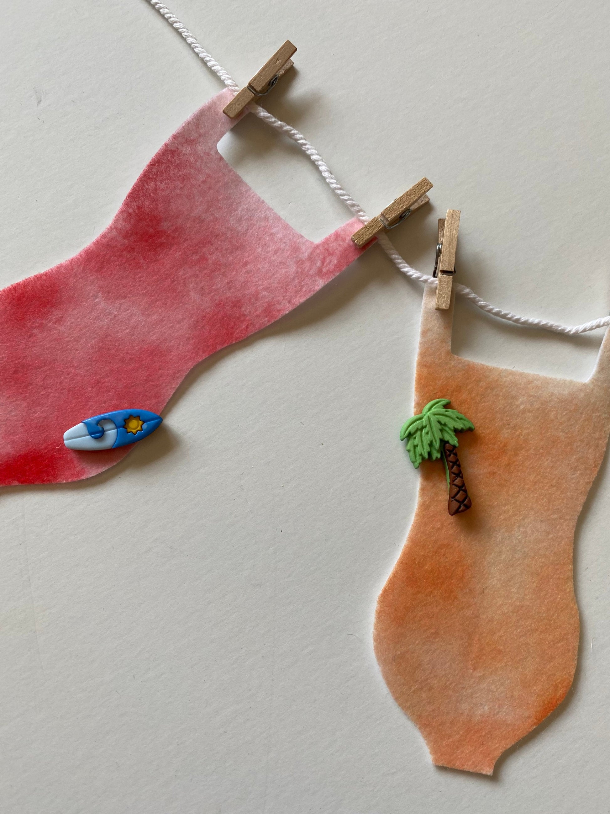 Rainbow Tie Dye Swimsuit Clothesline Banner Summer Bunting Miniature Swimming Garland Felt Wall Hanging for Decoration or Party