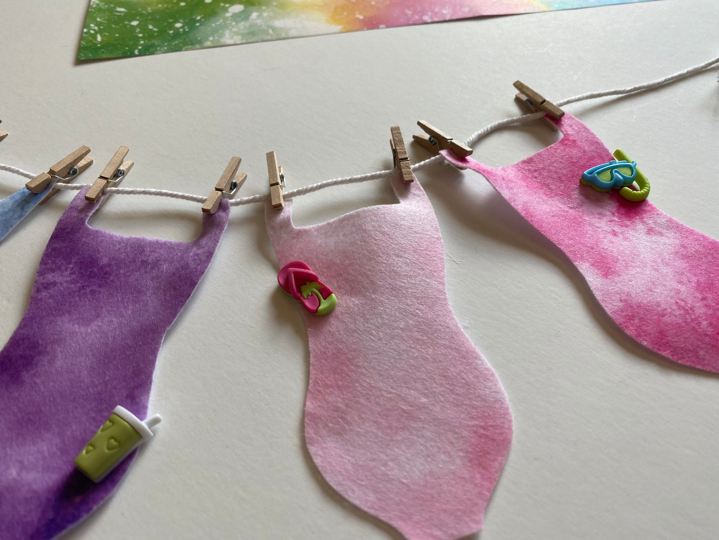 Rainbow Tie Dye Swimsuit Clothesline Banner Summer Bunting Miniature Swimming Garland Felt Wall Hanging for Decoration or Party