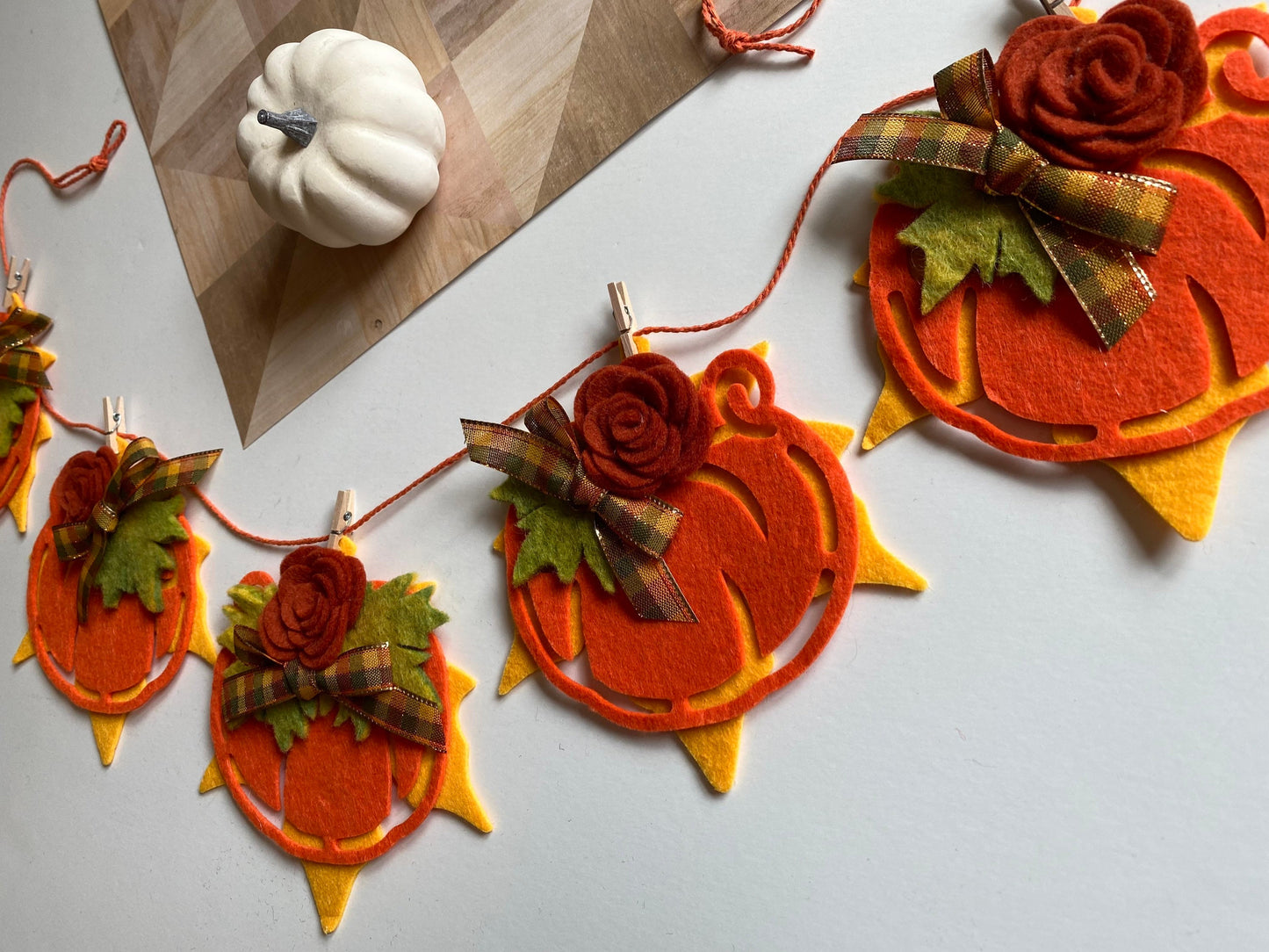 Fall Banner Pumpkin and Leaf Bunting Autumn Garland Felt Flowers and Leaves Wall Hanging Decoration for October