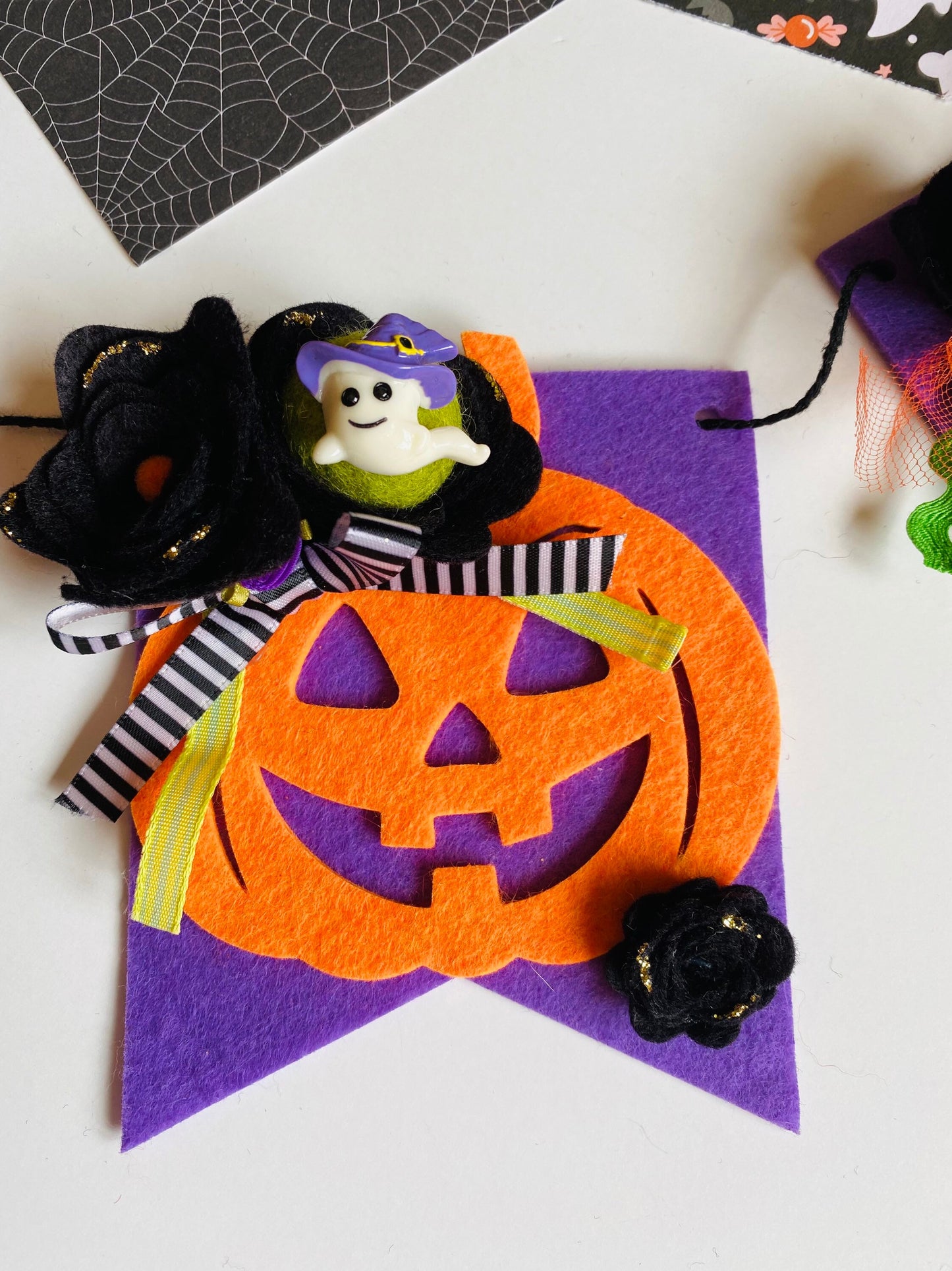 Jack O’Lantern Banner Halloween Flag Pennant Bunting Felt Flower Garland Wall Hanging for Decoration with Ghost and Spider