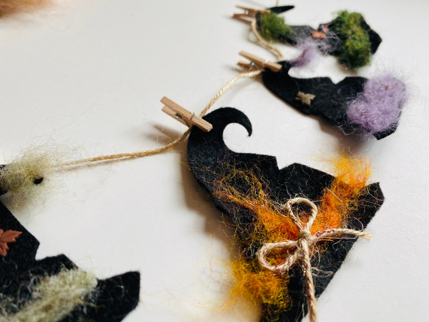 Felted Witch’s Hats Clothesline Banner Miniature Garland Bunting Wall Hanging Decoration for Halloween
