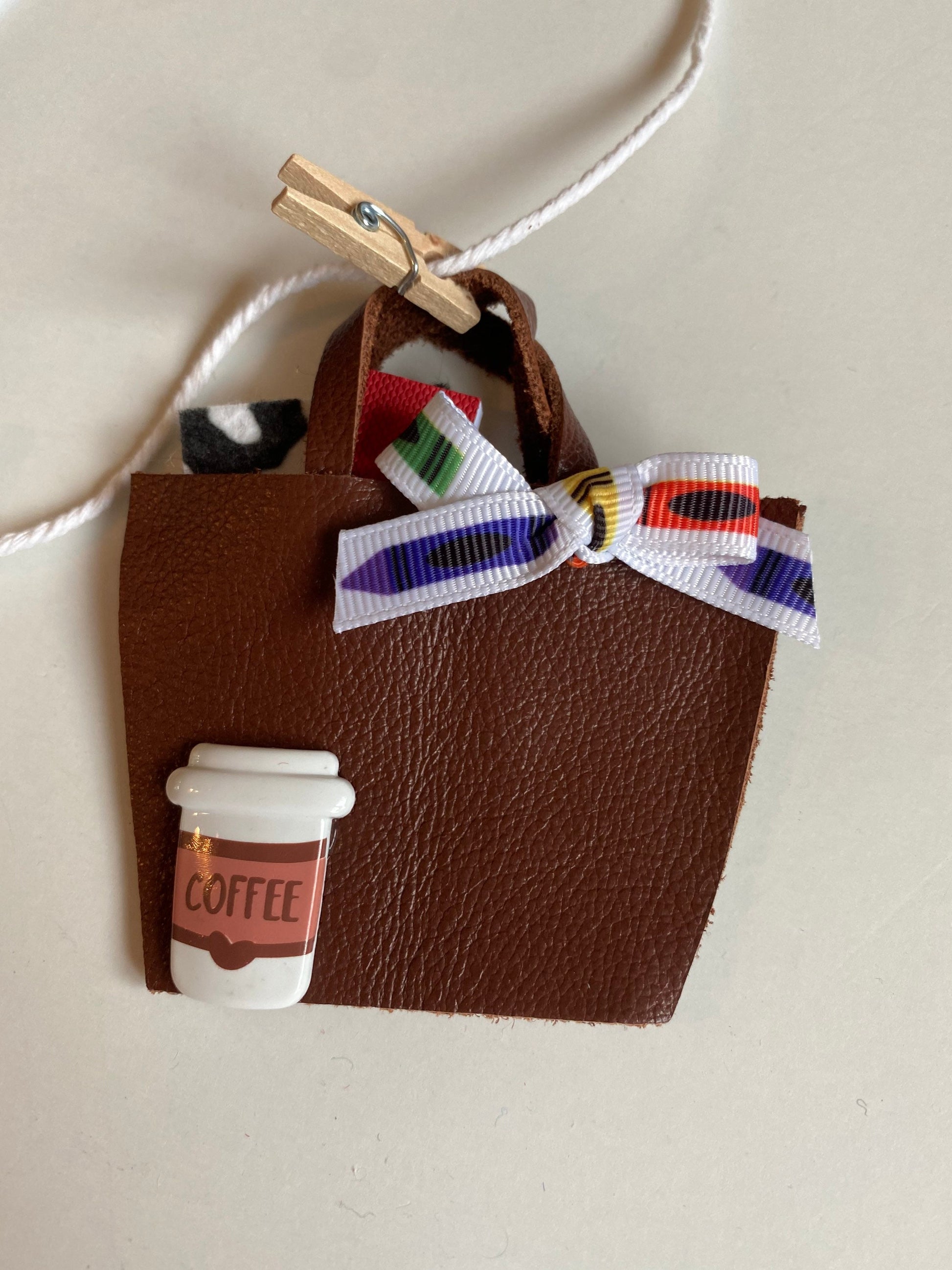 School Teacher Outfit Clothesline Banner Garland Educator Bunting Back to School Wall Hanging September Decoration for Gift or Classroom