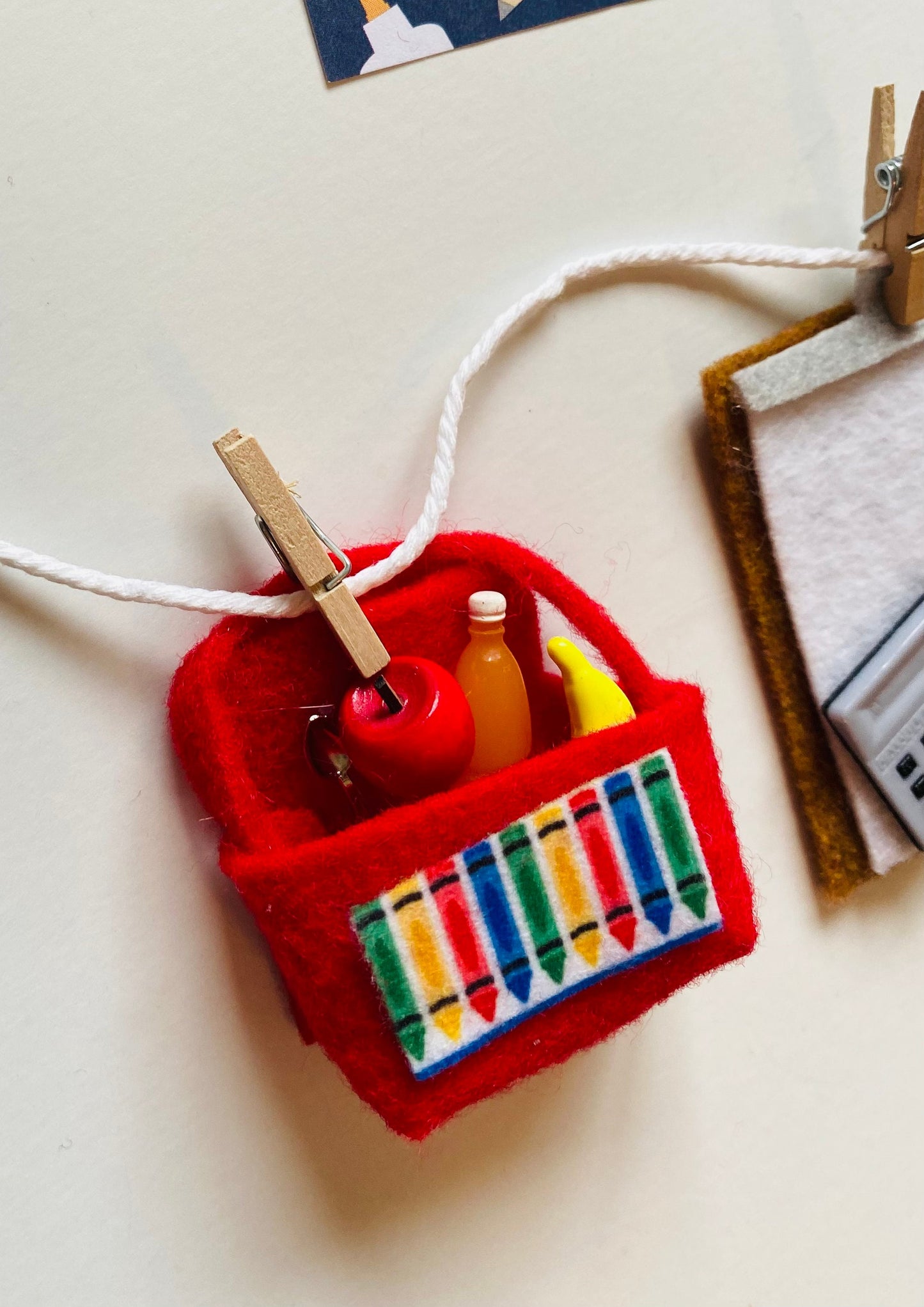 School Teacher Outfit Clothesline Banner Garland Educator Bunting Back to School Wall Hanging September Decoration for Gift or Classroom