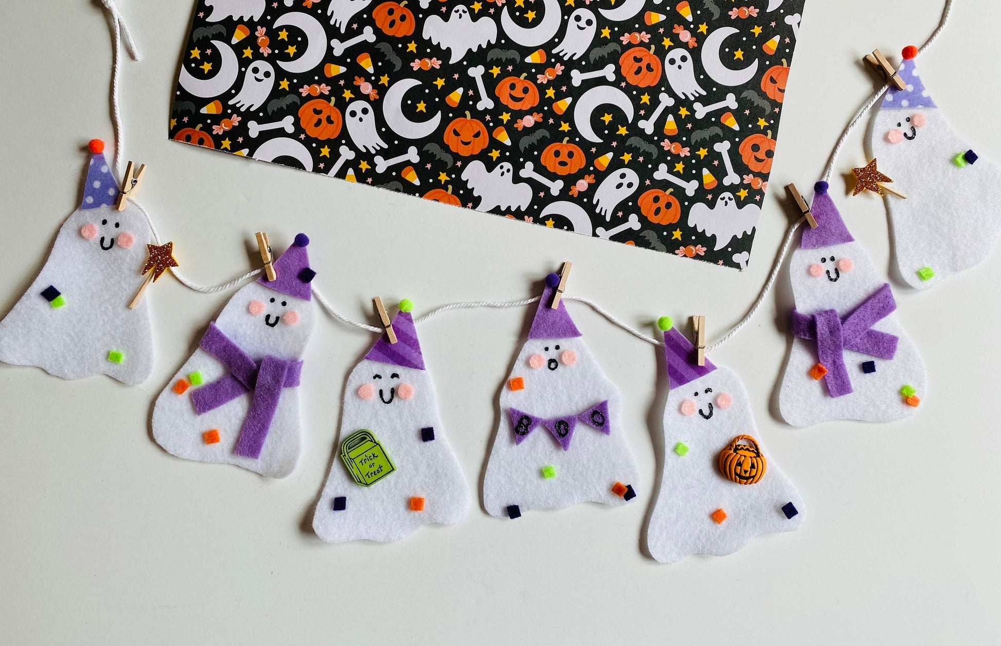 Happy Ghosts in Party Hats and Scarves Banner Halloween Garland Trick or Treat Wall Hanging Boo Decoration for October