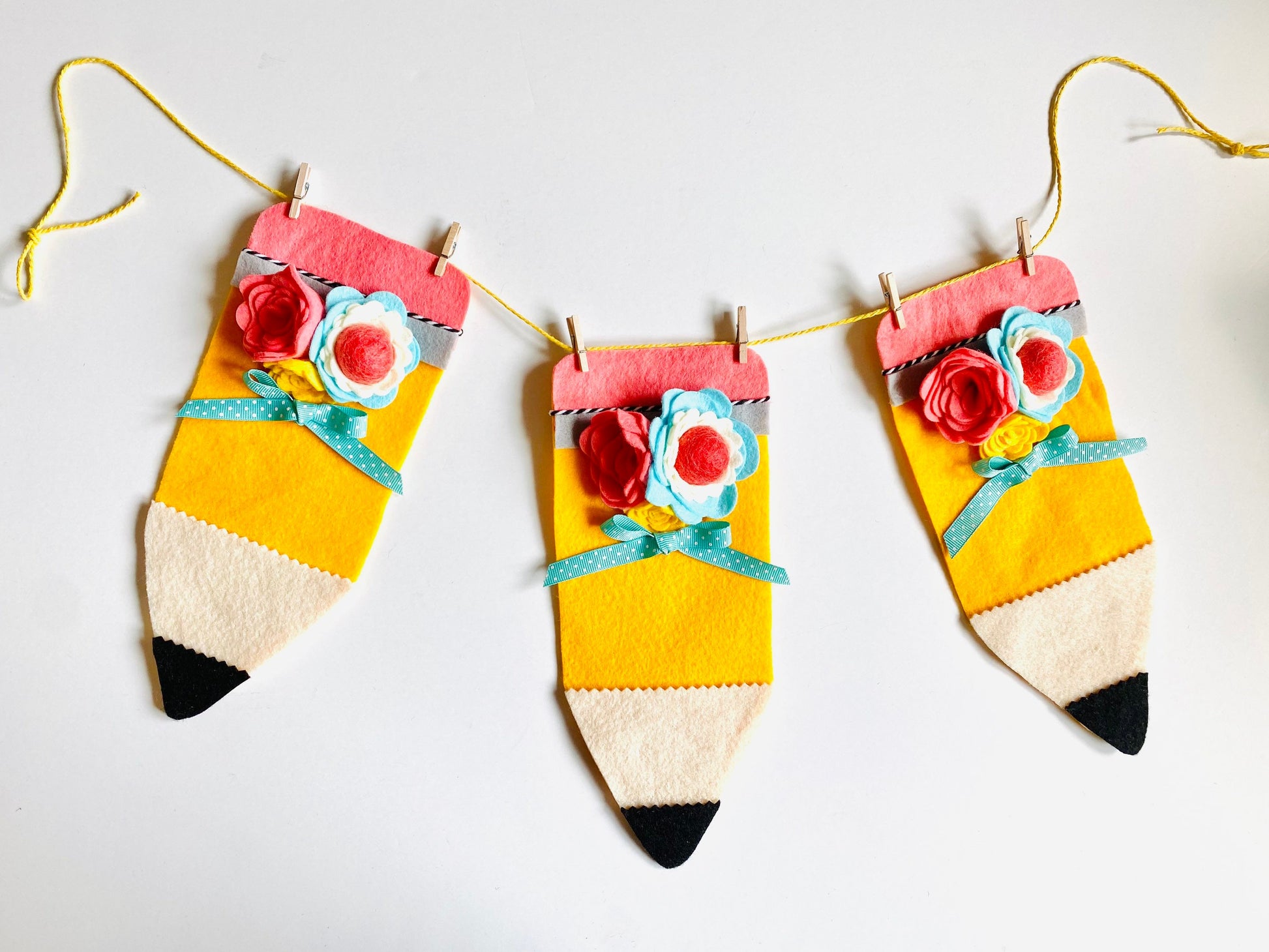 Pencil Flag Pennant Banner School Bunting Felt Flower Garland Teacher Wall Hanging Decoration for September