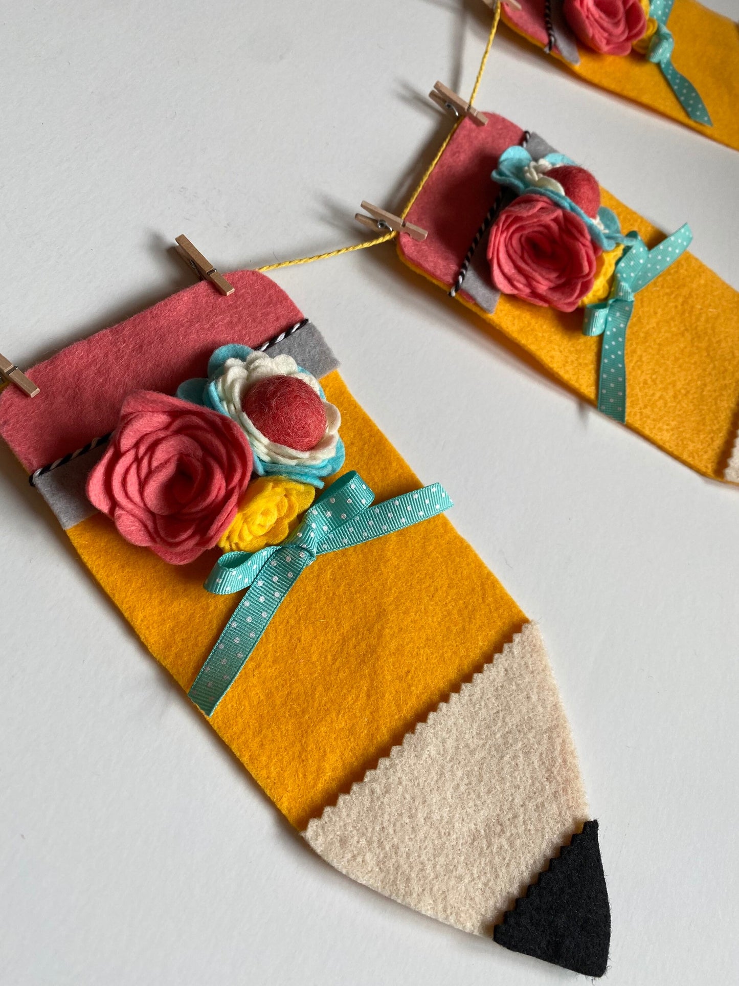 Pencil Flag Pennant Banner School Bunting Felt Flower Garland Teacher Wall Hanging Decoration for September