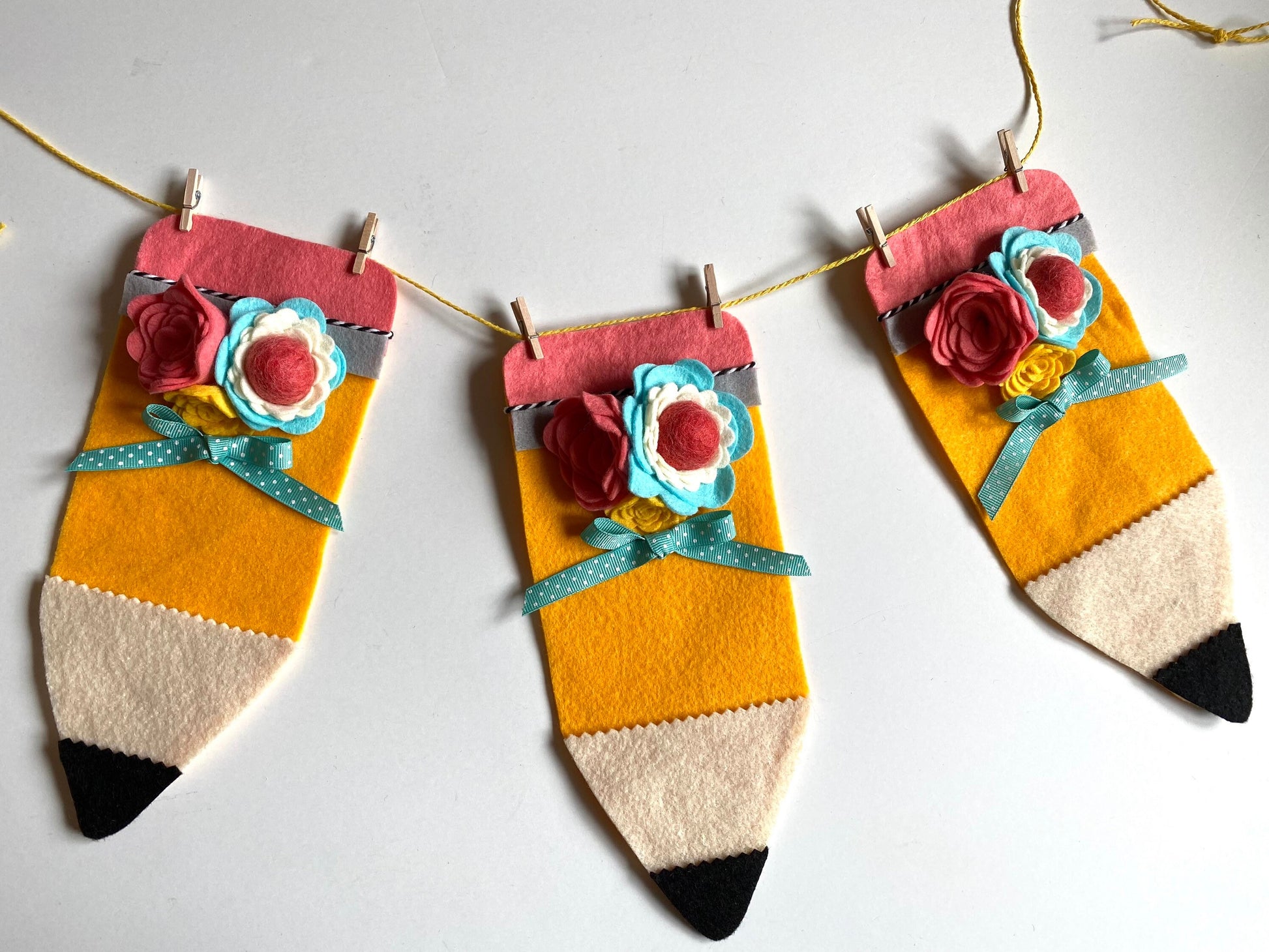 Pencil Flag Pennant Banner School Bunting Felt Flower Garland Teacher Wall Hanging Decoration for September