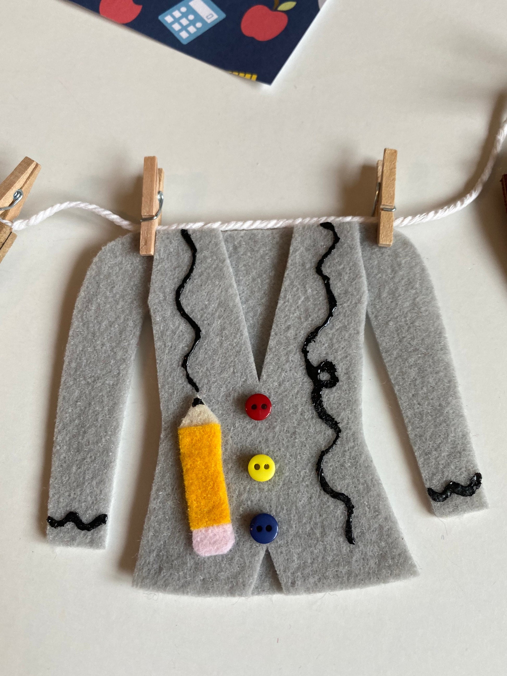 School Teacher Outfit Clothesline Banner Garland Educator Bunting Back to School Wall Hanging September Decoration for Gift or Classroom