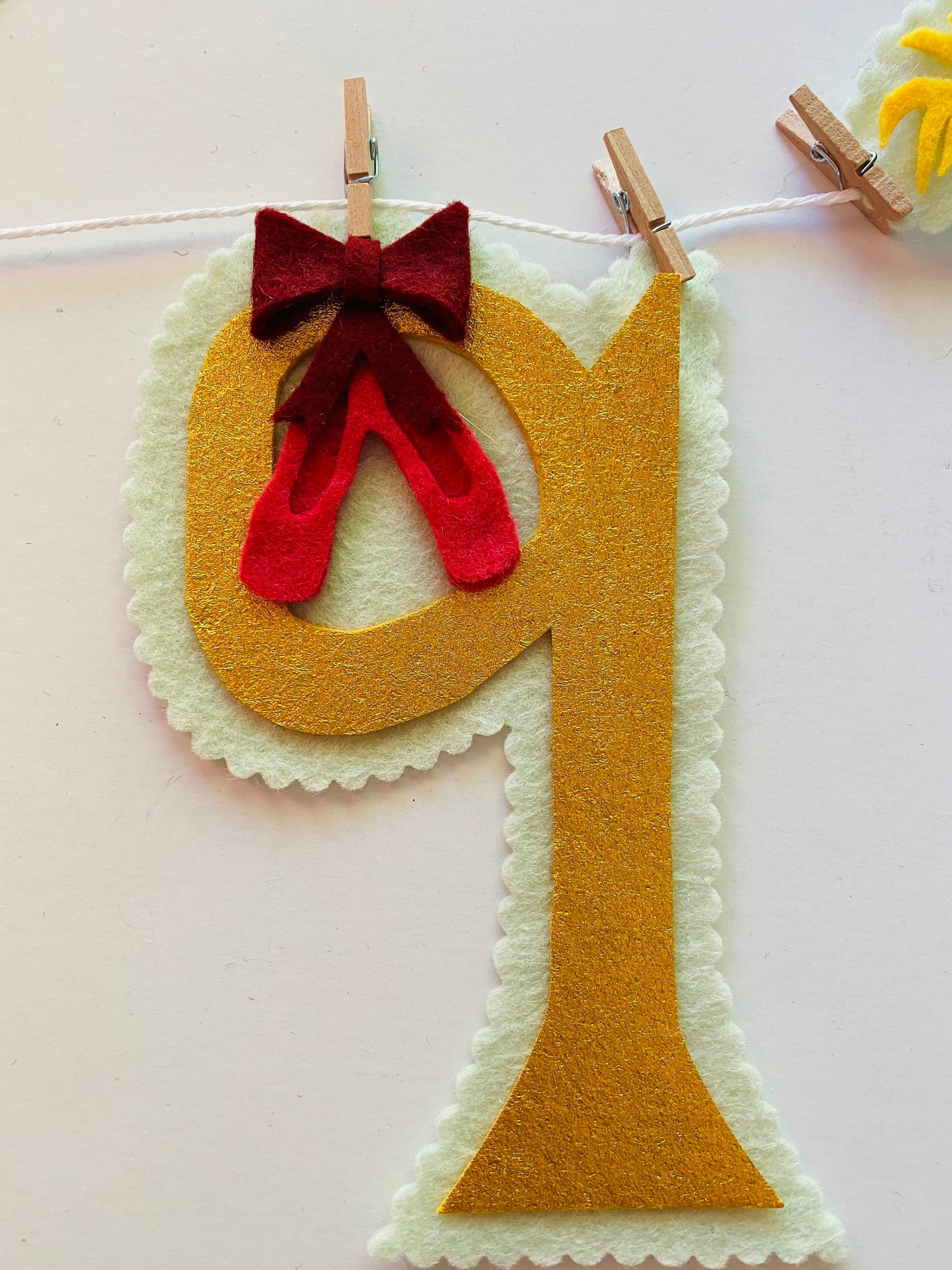 Twelve Days of Christmas Song Banner Garland Bunting Wall Hanging Decoration for December