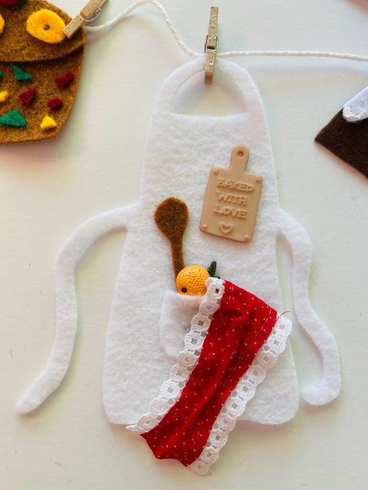 Miniature Felt Fruitcake and Christmas Pudding Baking Clothesline Banner Garland Bunting Wall Hanging Decoration for December